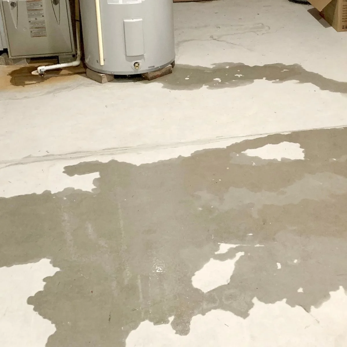 a water leak on the ground in a commercial building
