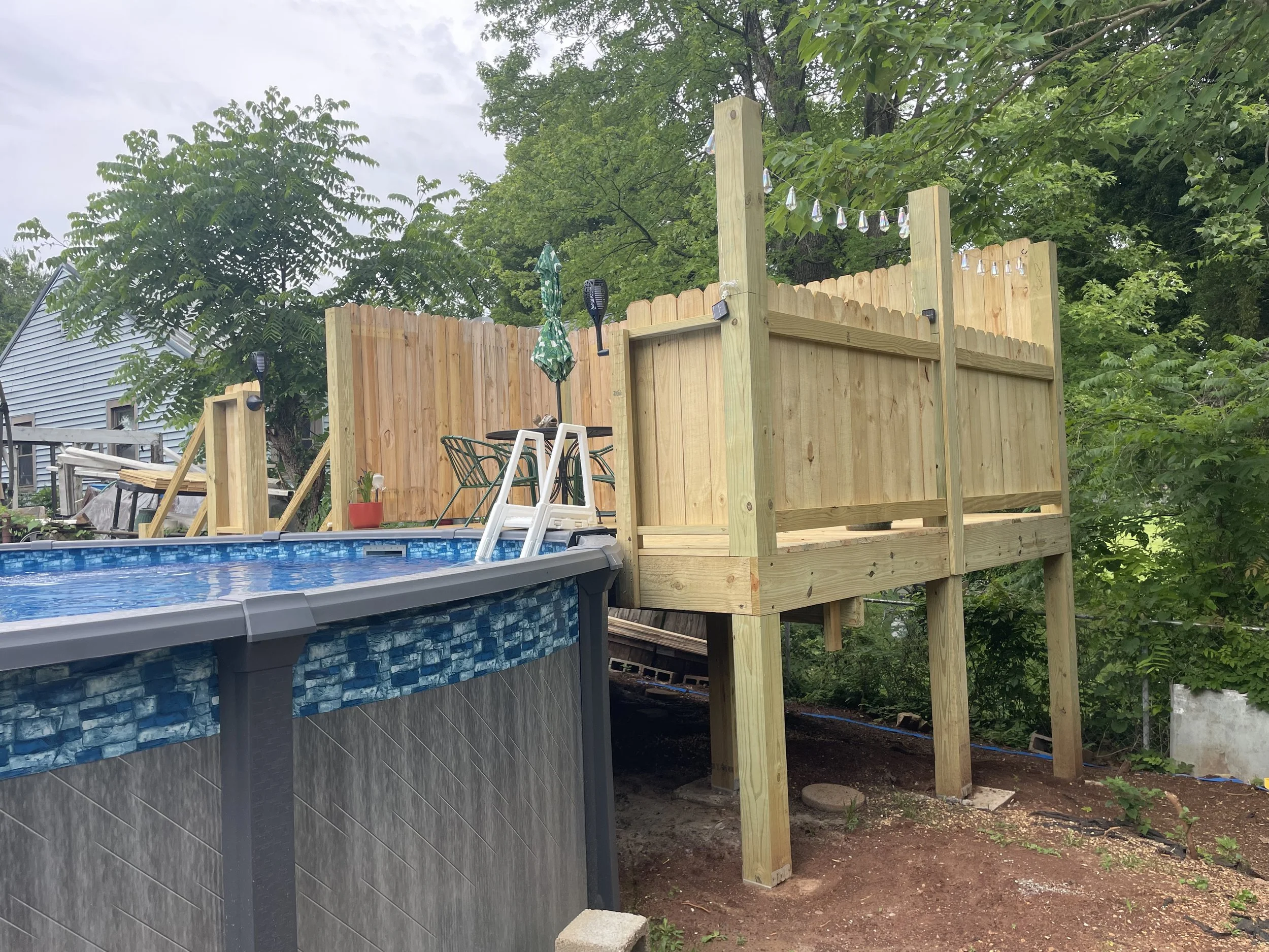 Hot tub privacy deck
