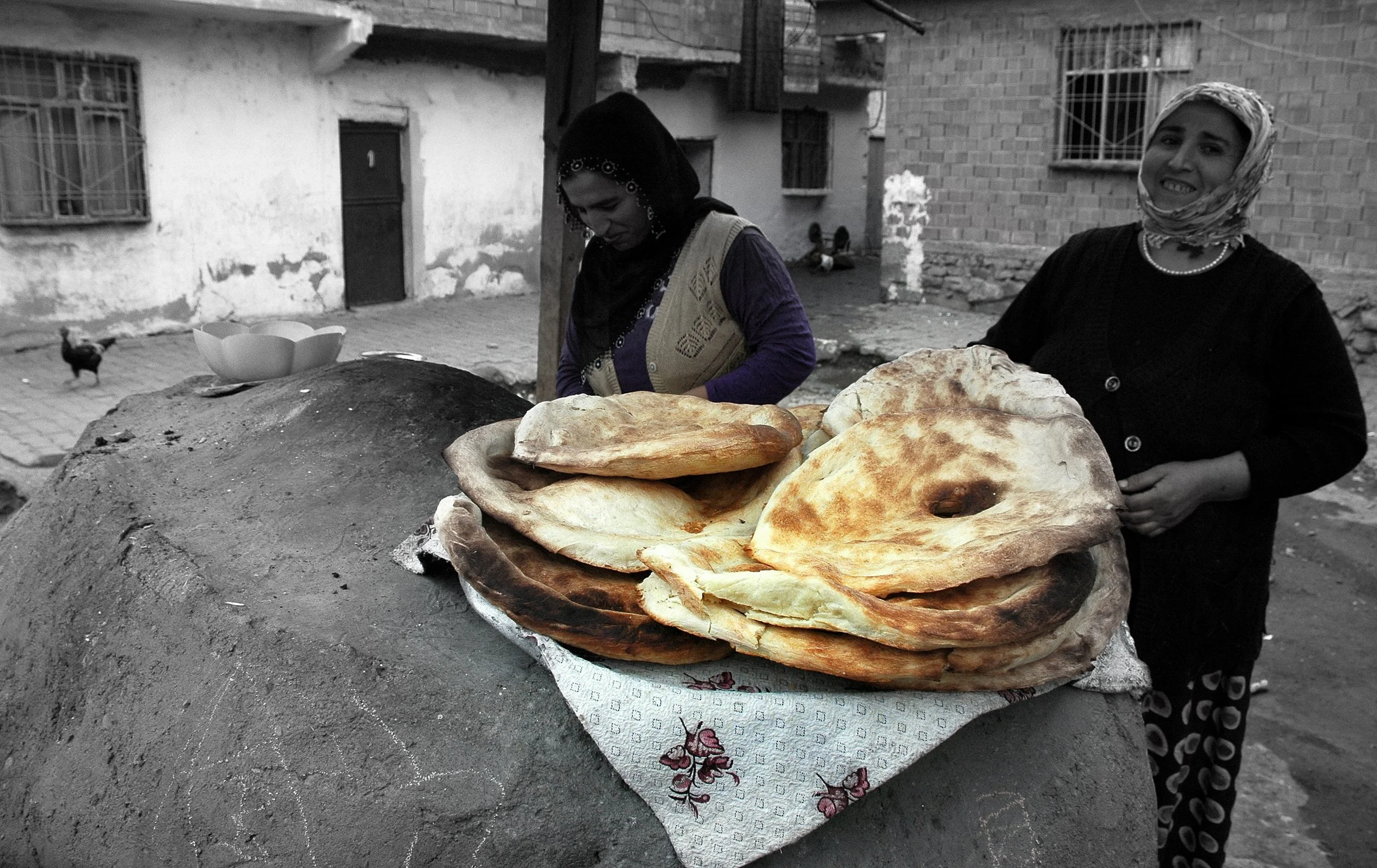gunes_kaplan_the_bread.jpg