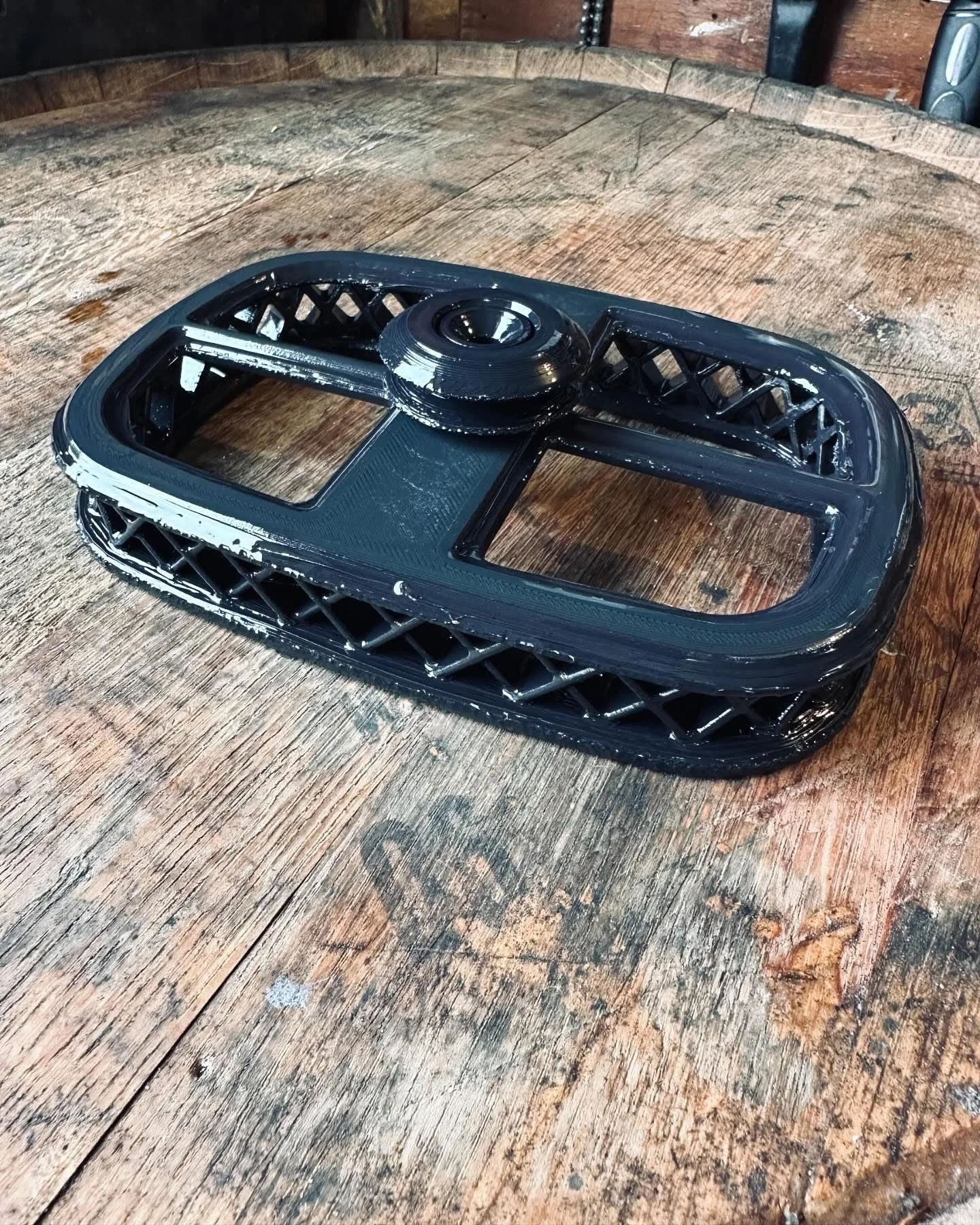 XR200R AIR FILTER CAGE