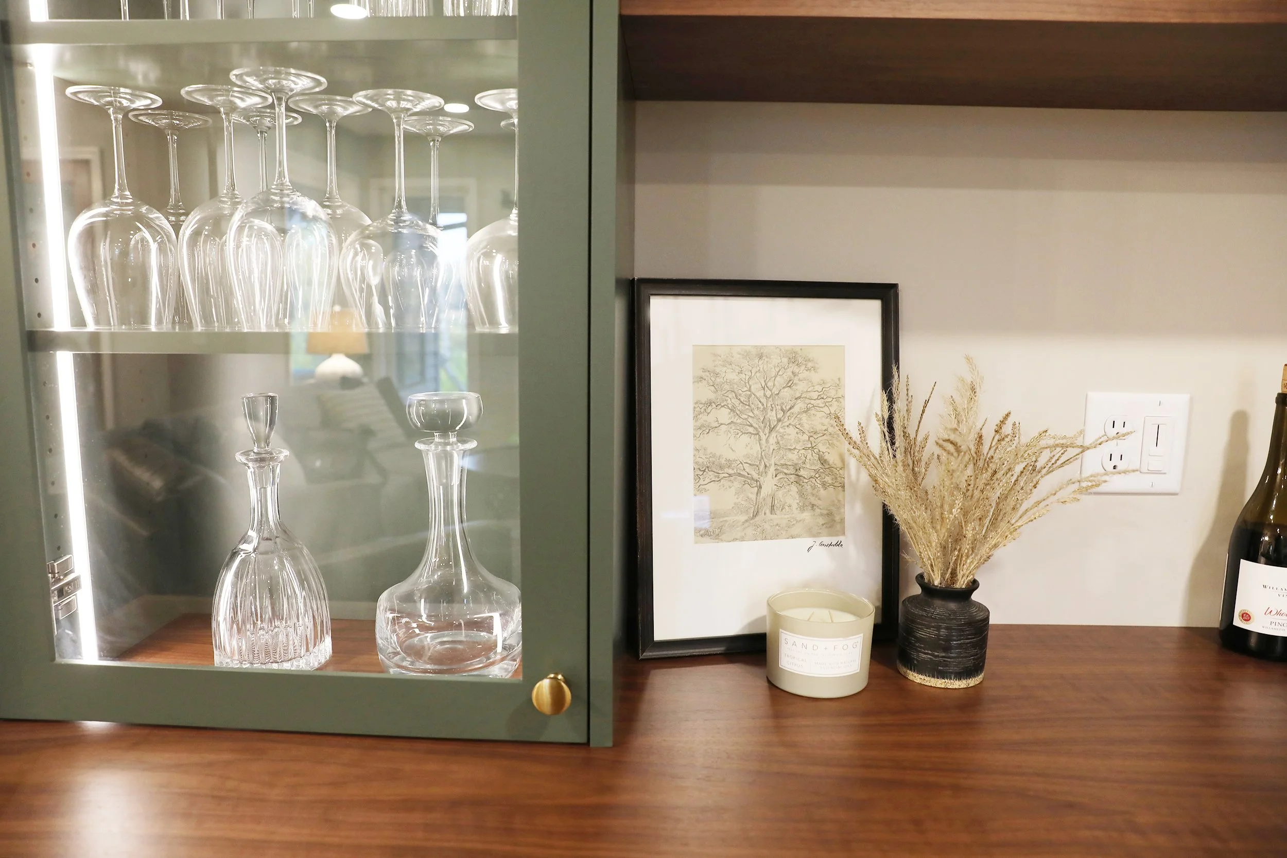 Lake-Studio-Design-Custom-Bar-Cabinetry-Closeup-Chanhassen.jpg