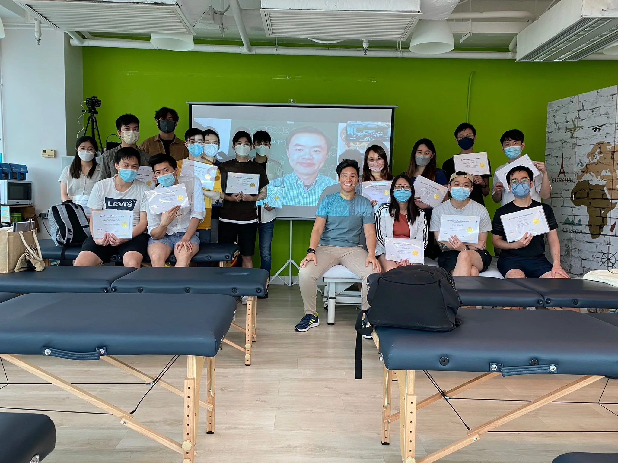 A group of photo of physiotherapists after joining Physio Kenny Yu's fascial mobilisation workshop since 2016. This photo took in 2022 and from the big number of the groups it proof Kenny's workshop has been very popular.