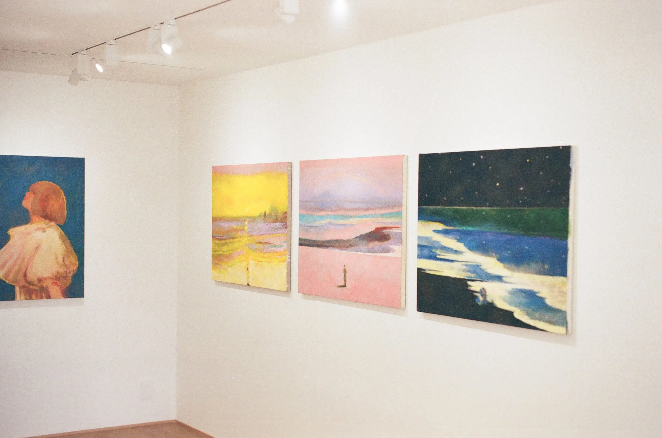 I Dance My Part in Paradise, 2023, solo exhibition, Galerie ERD, Busan, Korea.