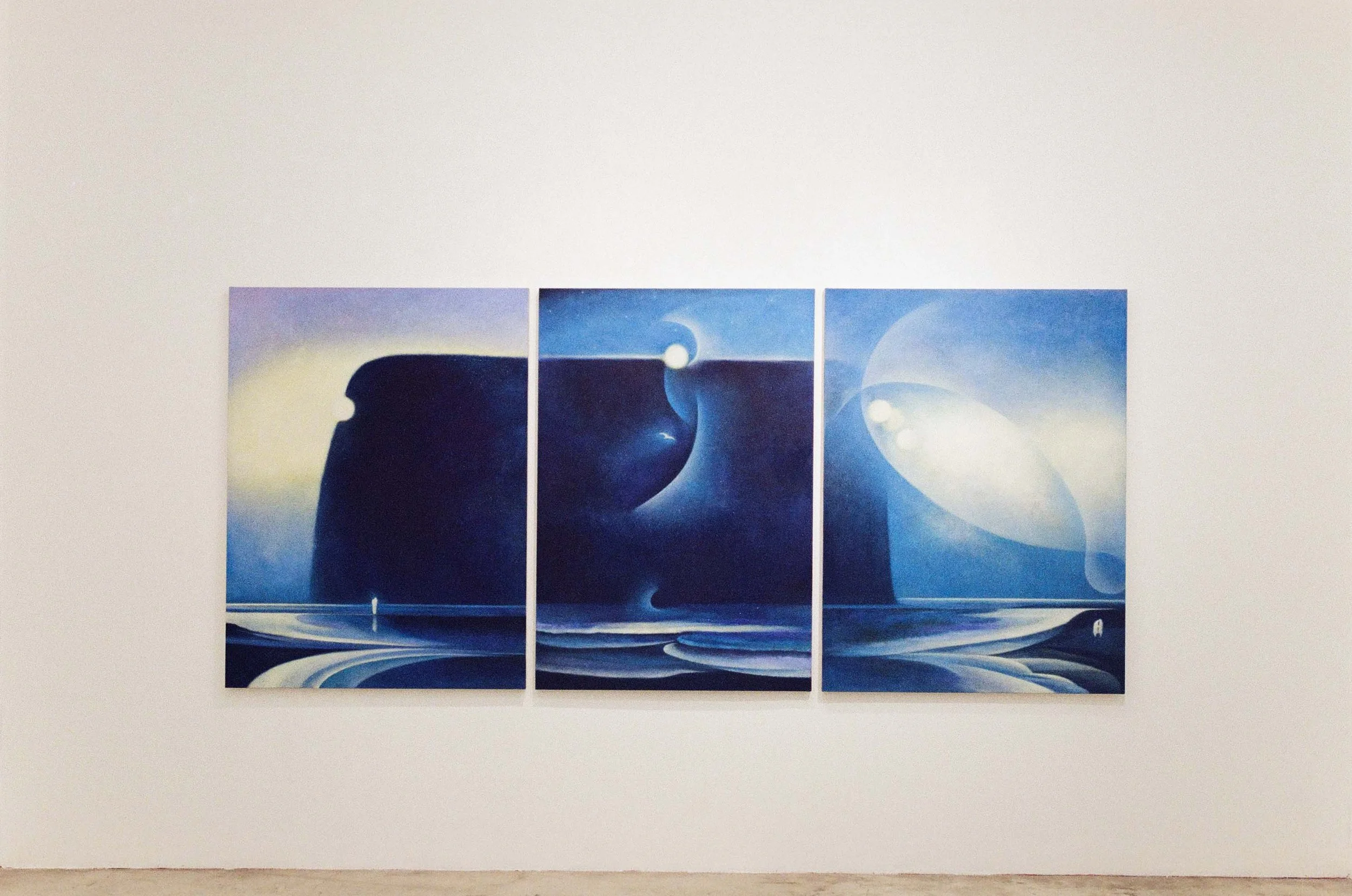 •, 2025, oil and pigment on linen, 97 × 130.3 cm; ••, 2025, oil and pigment on linen, 89.4 × 130.3 cm; •••, 2025, oil and pigment on linen, 97 × 130.3 cm. 