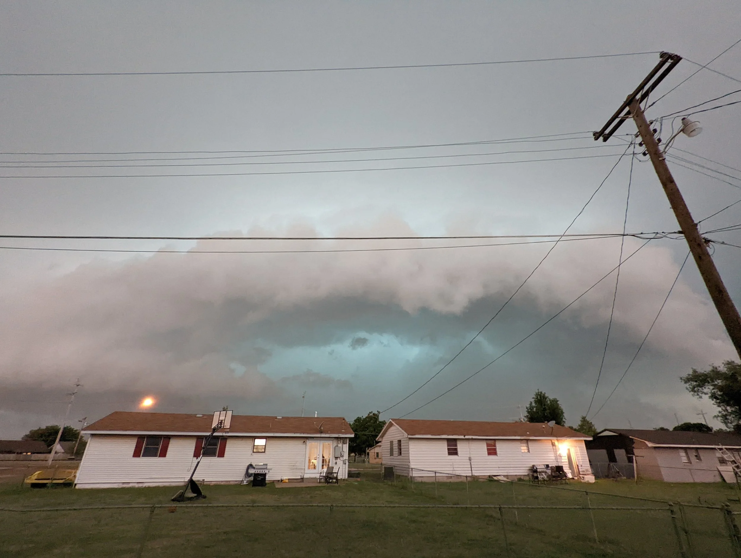 Shelf Cloud with Hail. Altus, OK.