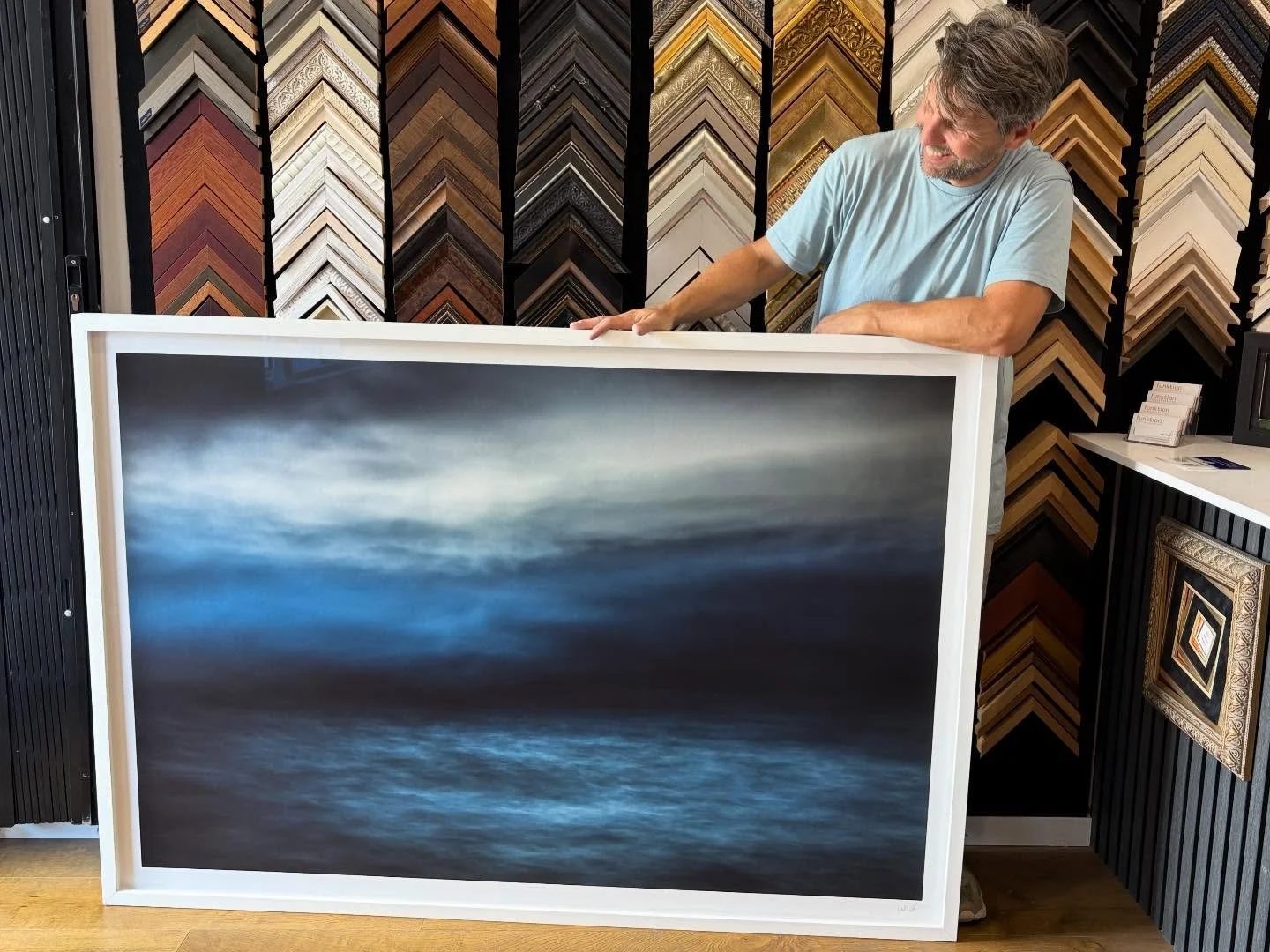 These pair were the last, but certainly not least jobs that we did in 2025.  1600mm x 1100mm. They are set back in a white box frame, using @artglassbyhelmaus . 📸📸 @marktipple