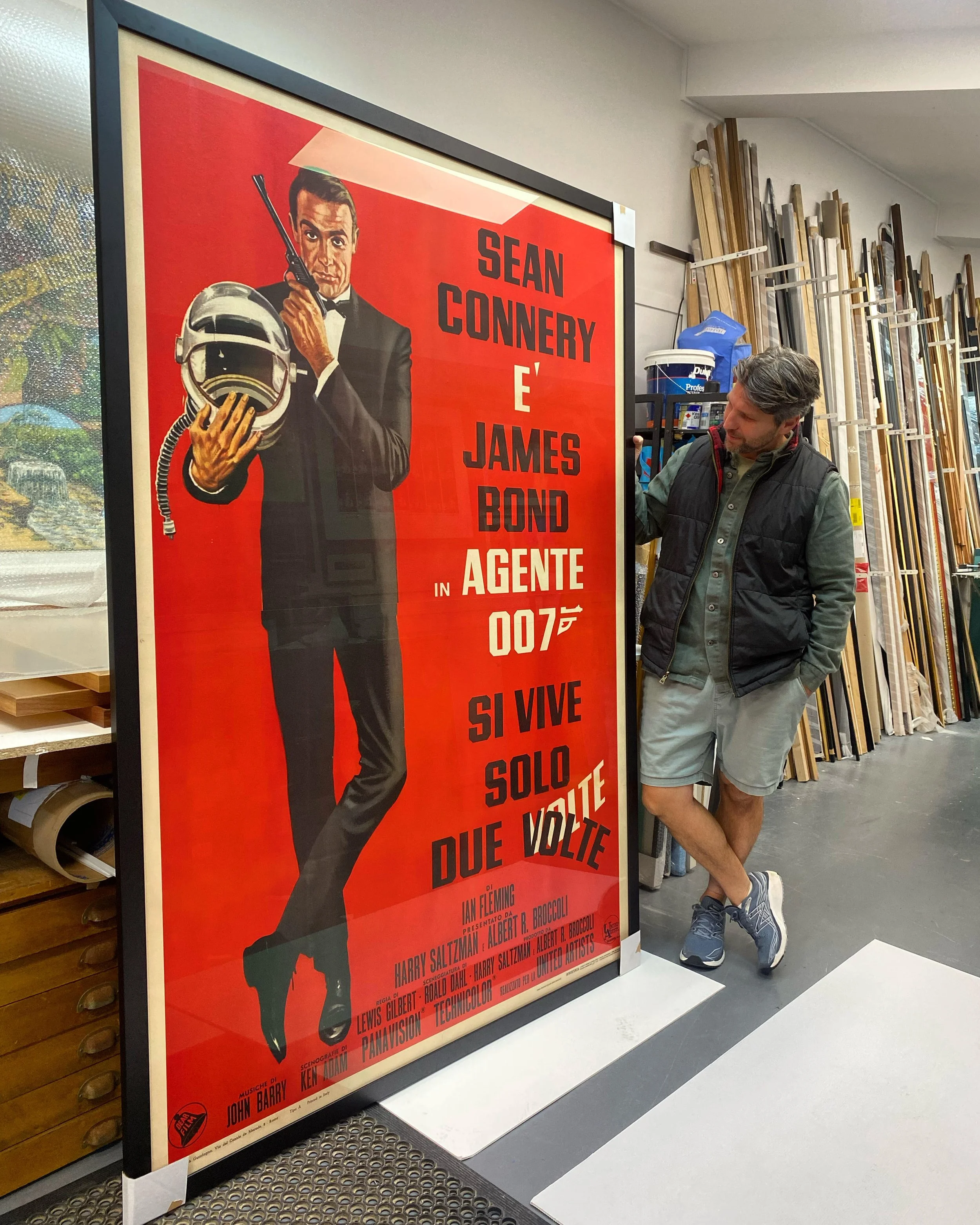 jame bond.jpg
