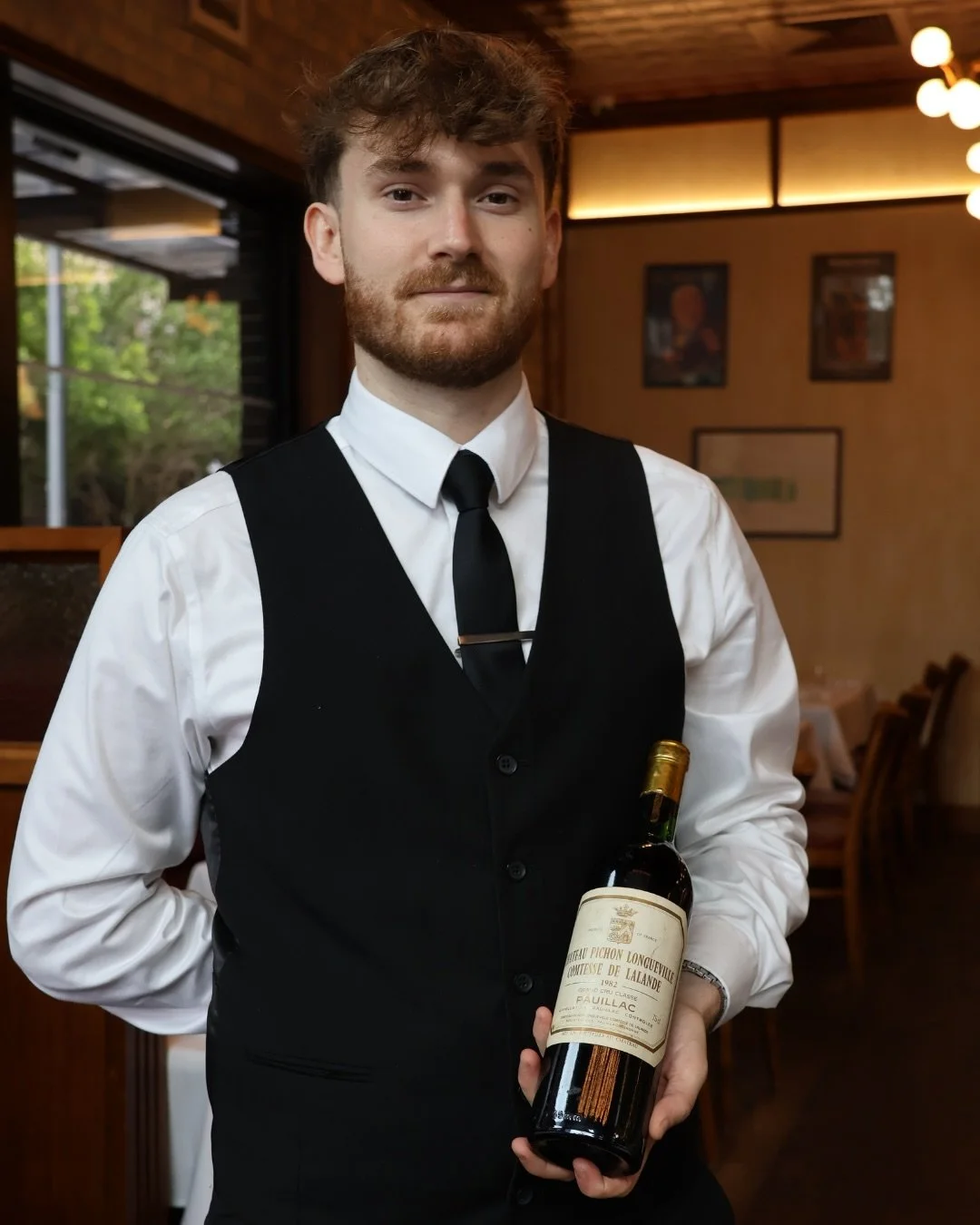 Some occasions deserve something a little more extraordinary.

From thoughtful pairings to exceptional cellar selections, Montrachet offers something for every palate, whether you&rsquo;re discovering a new favourite or indulging in something truly s