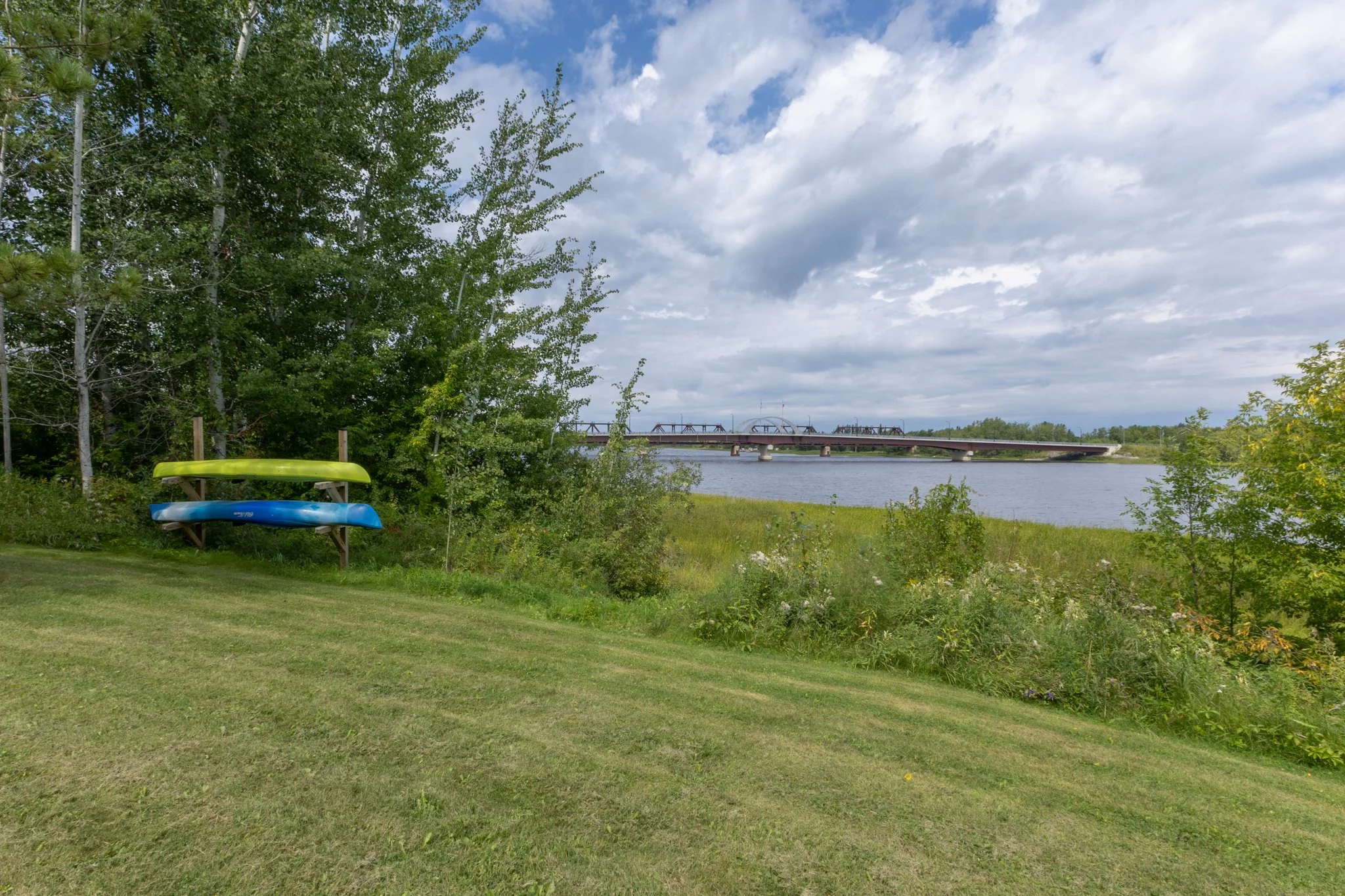 nelson.outside-15.jpg