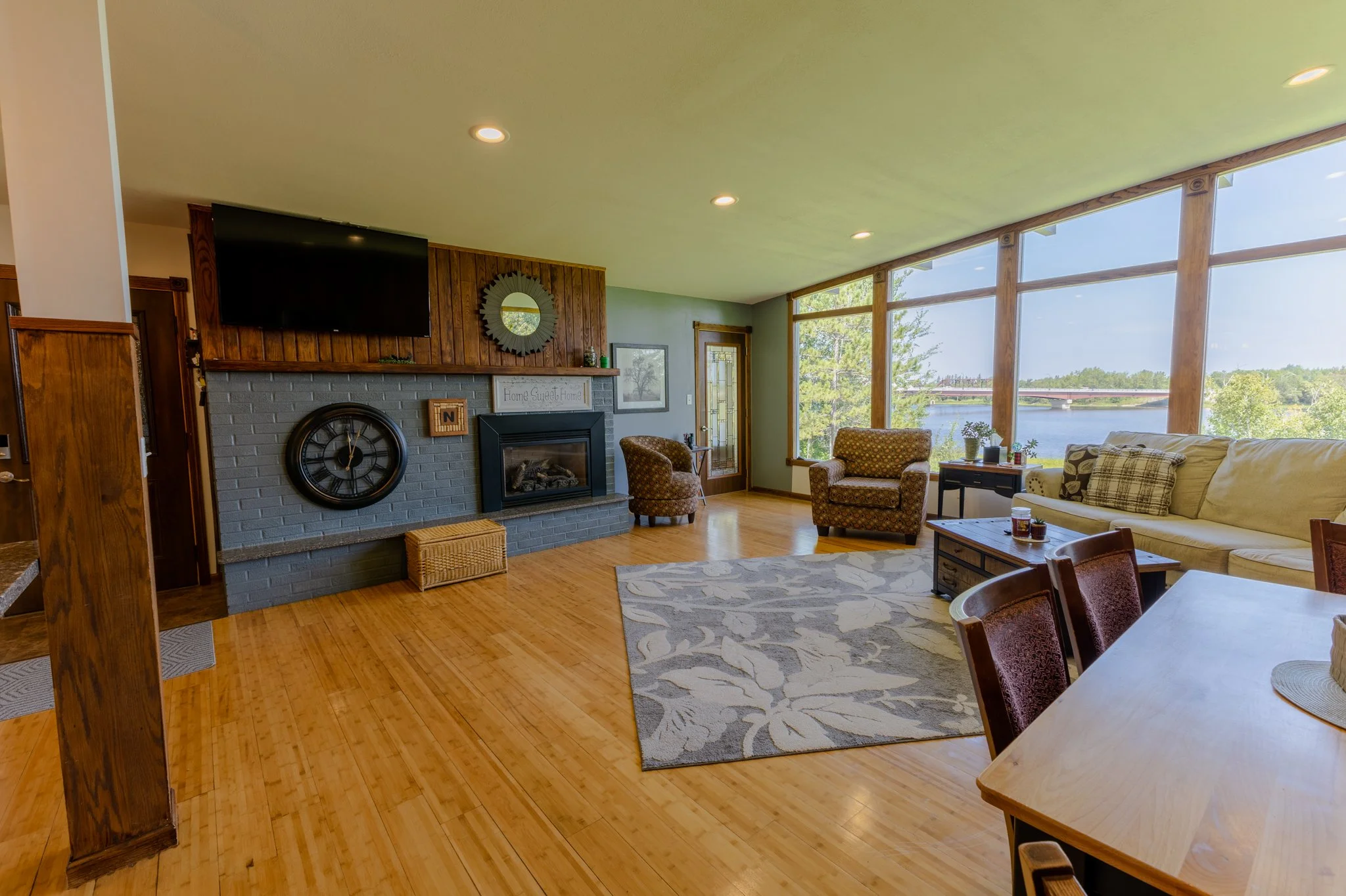 nelson.home-03.jpg