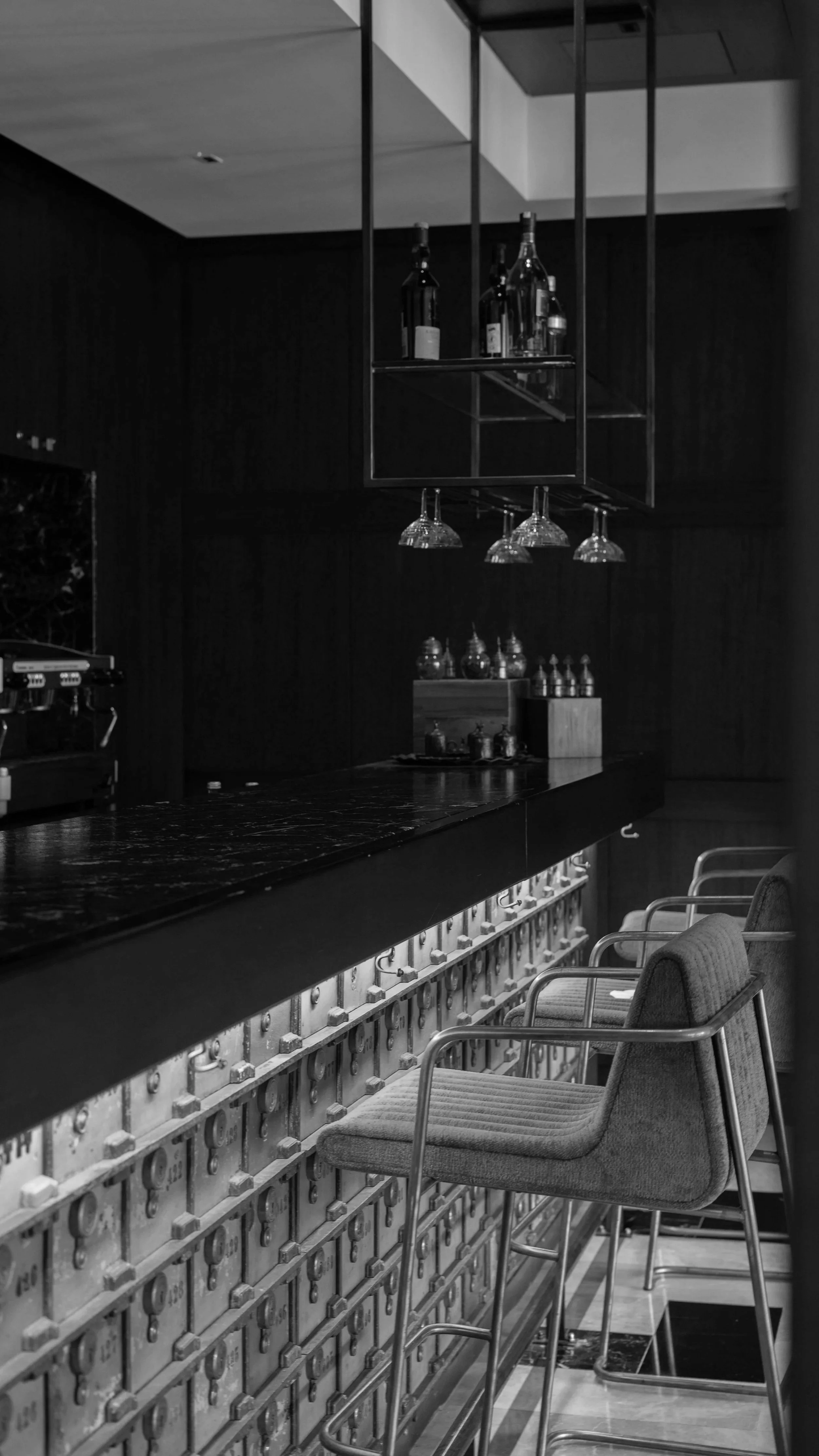 leek modern bar interior with counters and elegant seating — Spatial and Functional Planning for premium hospitality.
