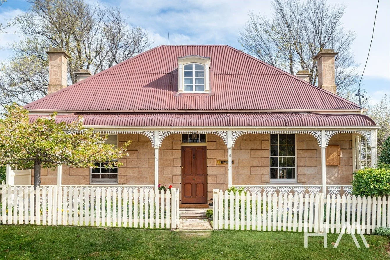 Georgian Coach House Steeped in History