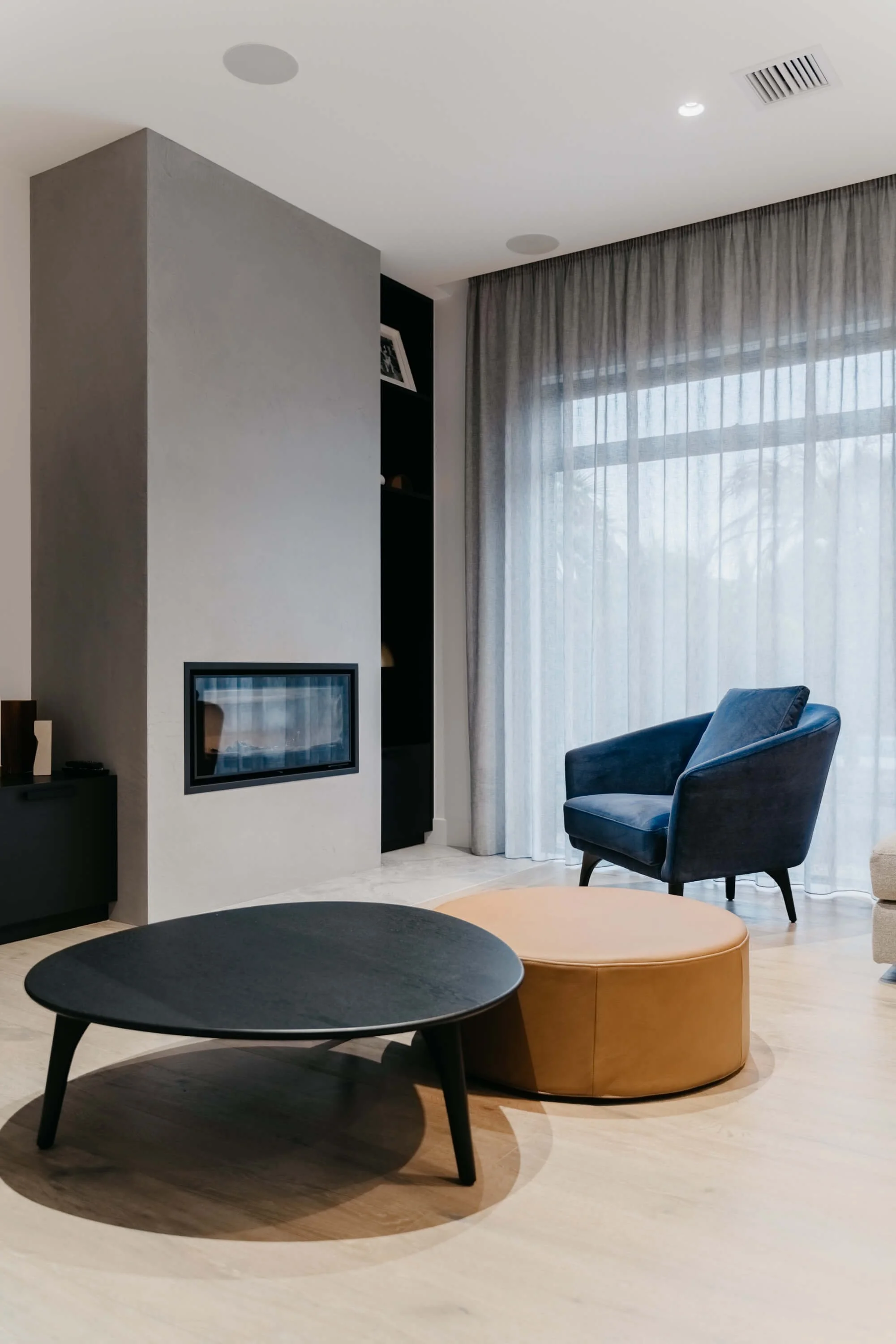 Guccione_Window_Furnishings_220630_--9.jpg