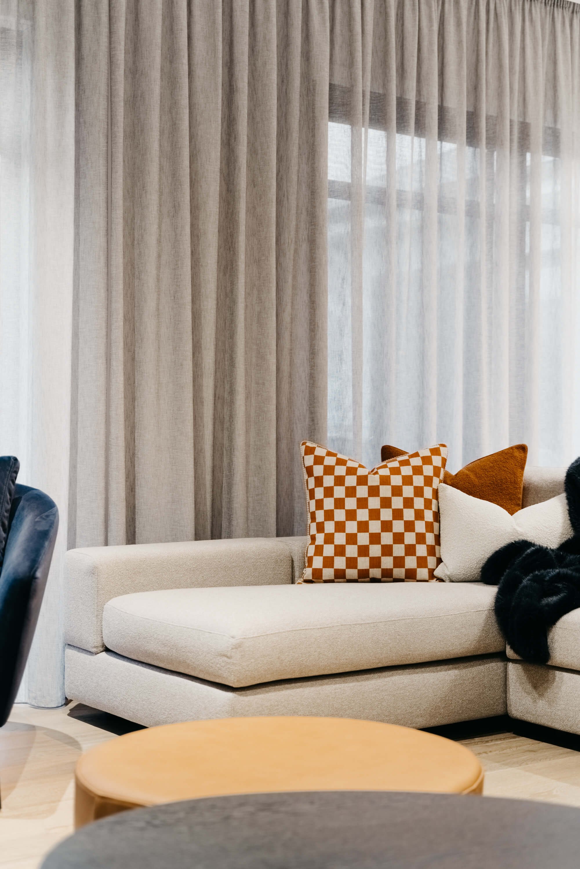 Guccione_Window_Furnishings_220630_--18.jpg