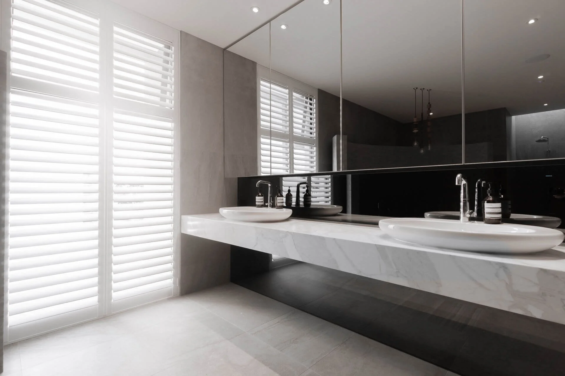 Guccione_Window_Furnishings_DSC07216-2.jpg