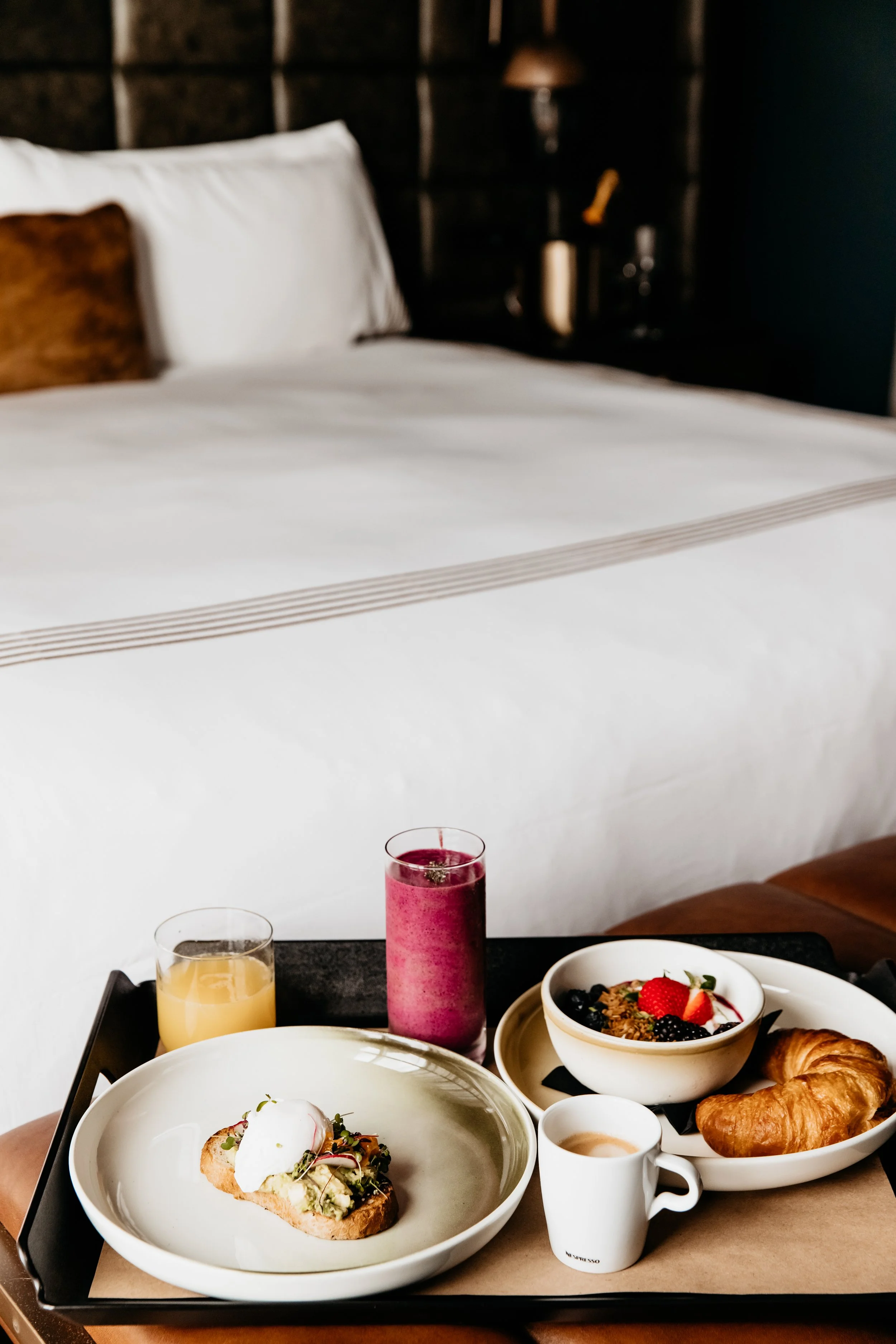 in room dining-1.jpeg