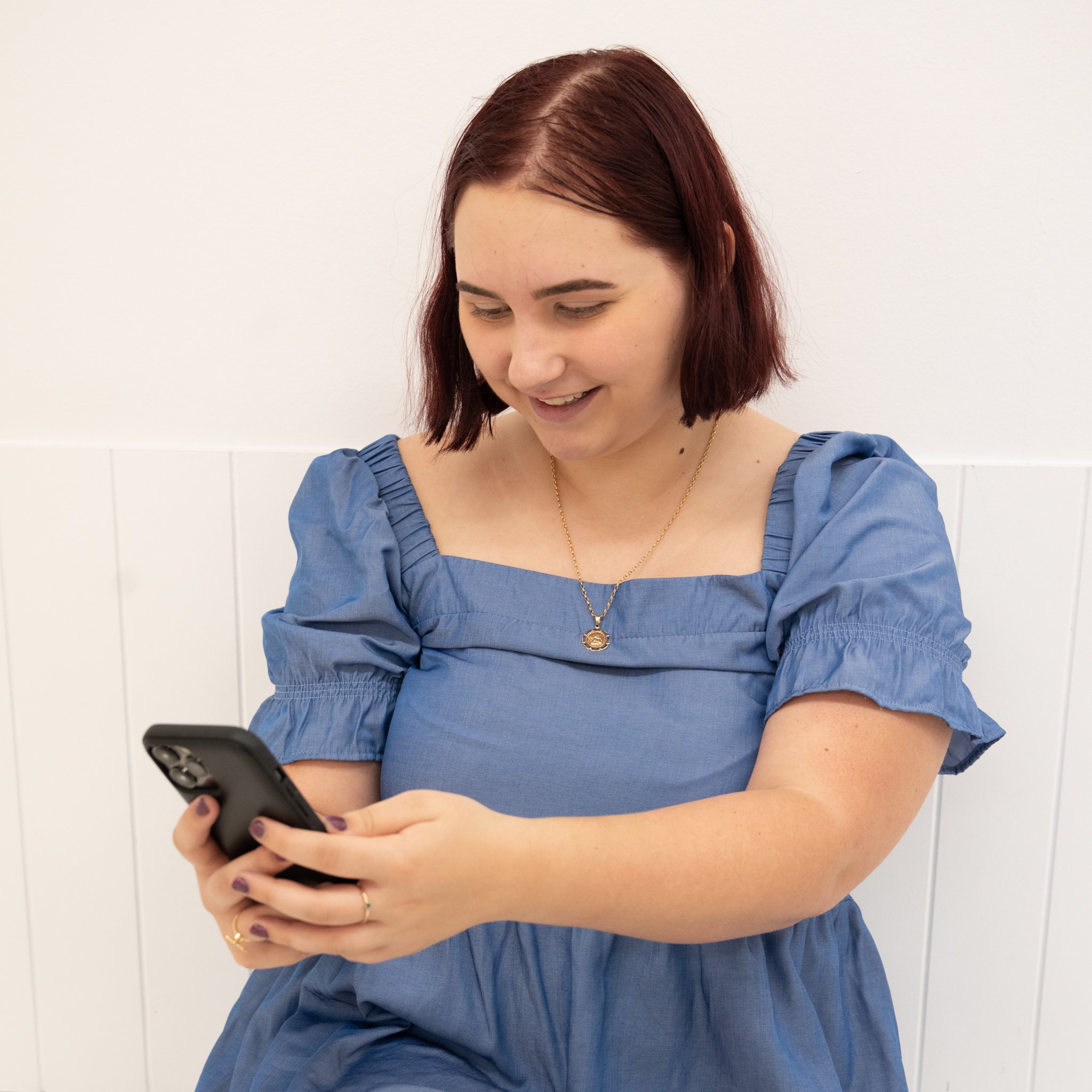 Alyssa, founder of Hidden Magic Creative, Brisbane and Moreton Bay social media manager