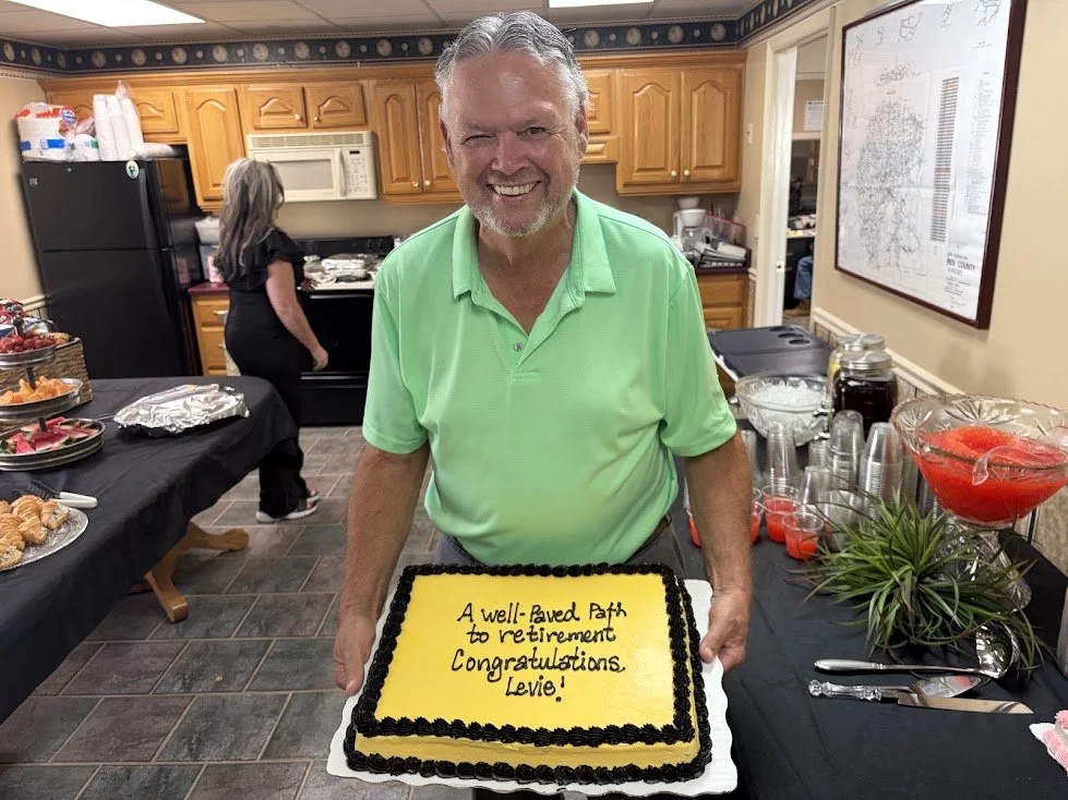 Levie Glenn retirement1.jpg