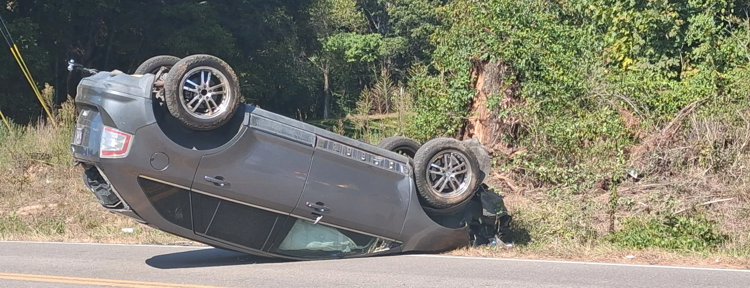 Yager Road wreck.jpg