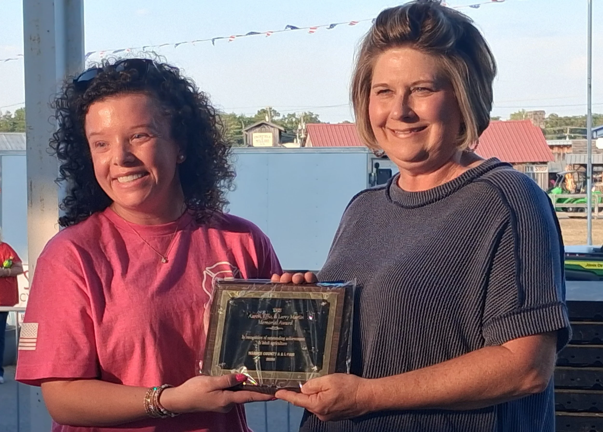 Award3.jpg