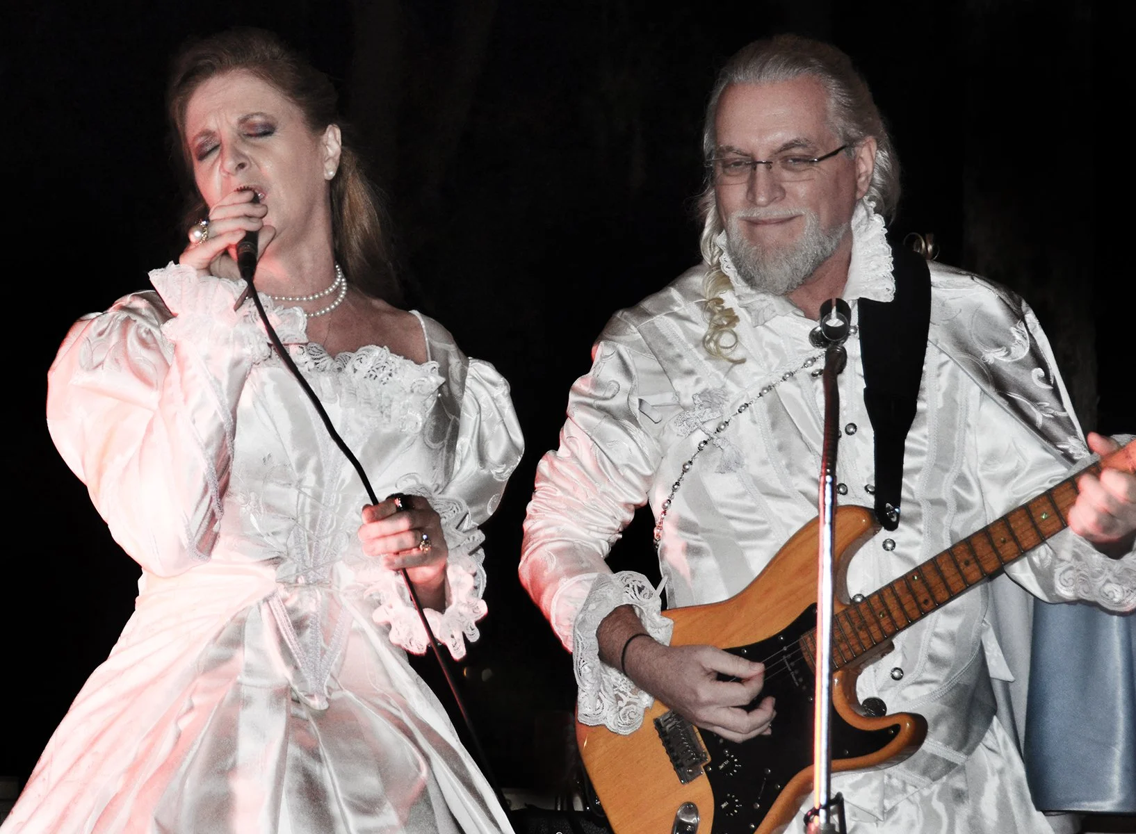 Winter White Ball 2017 2374.jpg