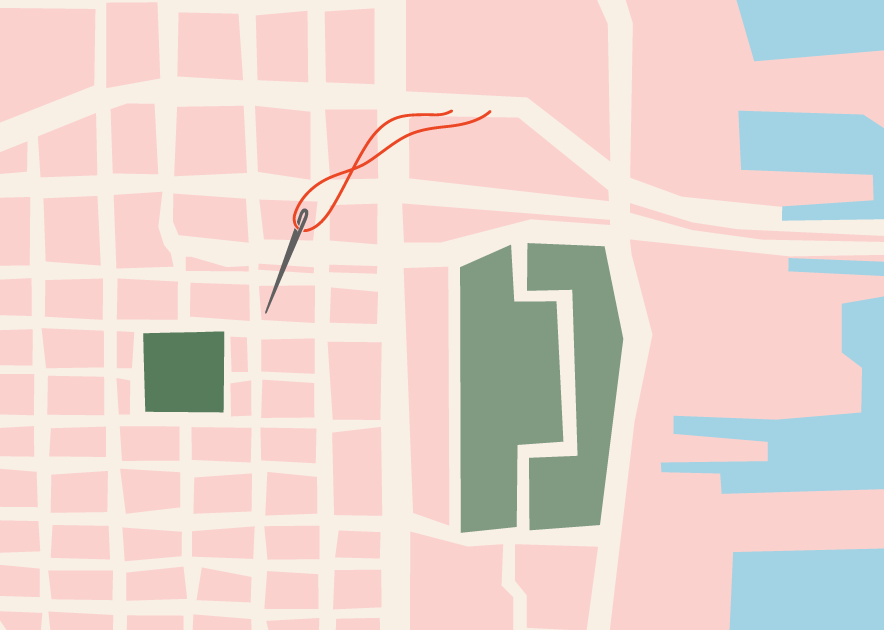 Map showing streets, two large green buildings, a smaller green square, and water bodies to the right, with a red route marked.