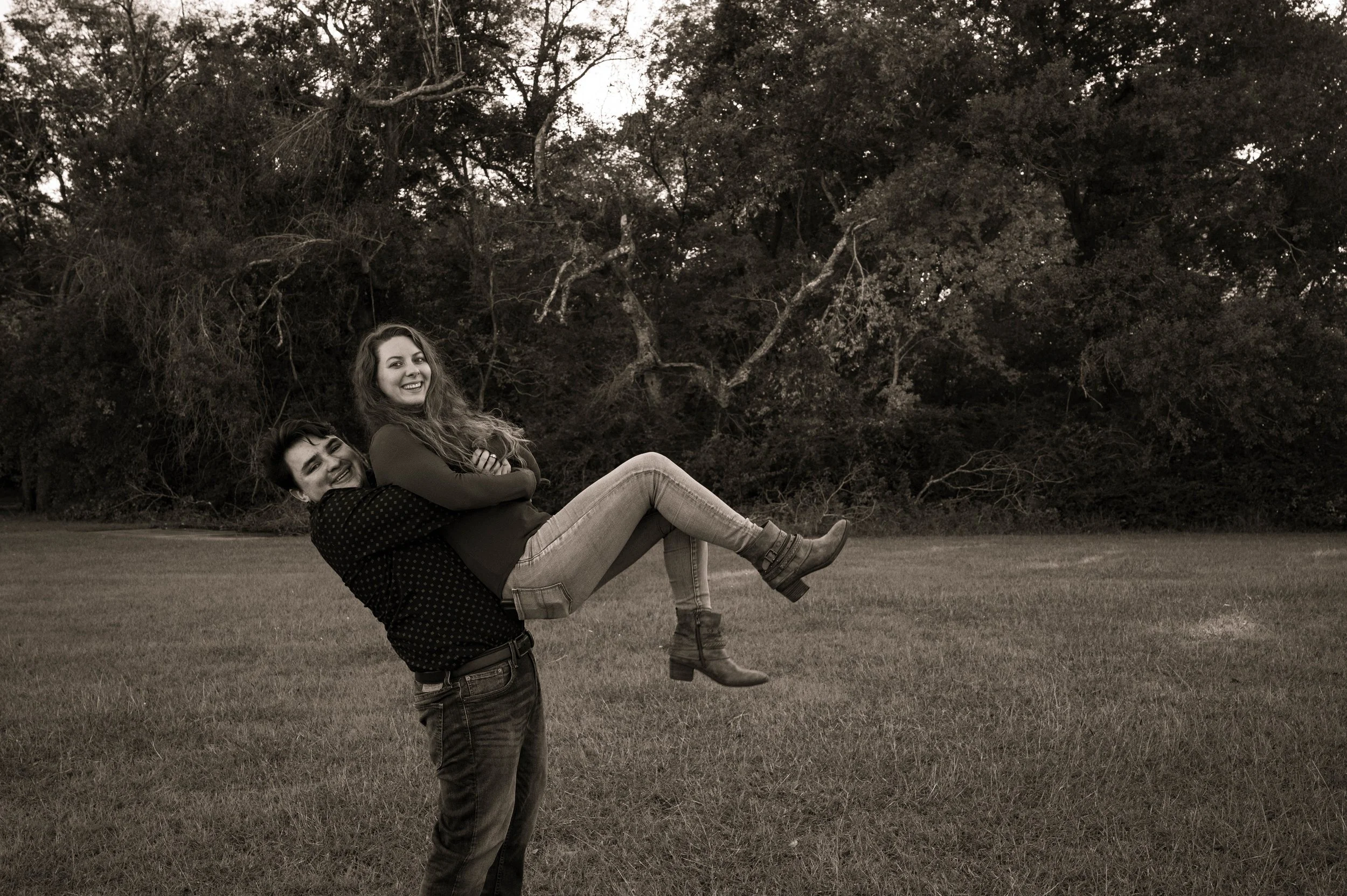 Engagement Photos (3).jpg
