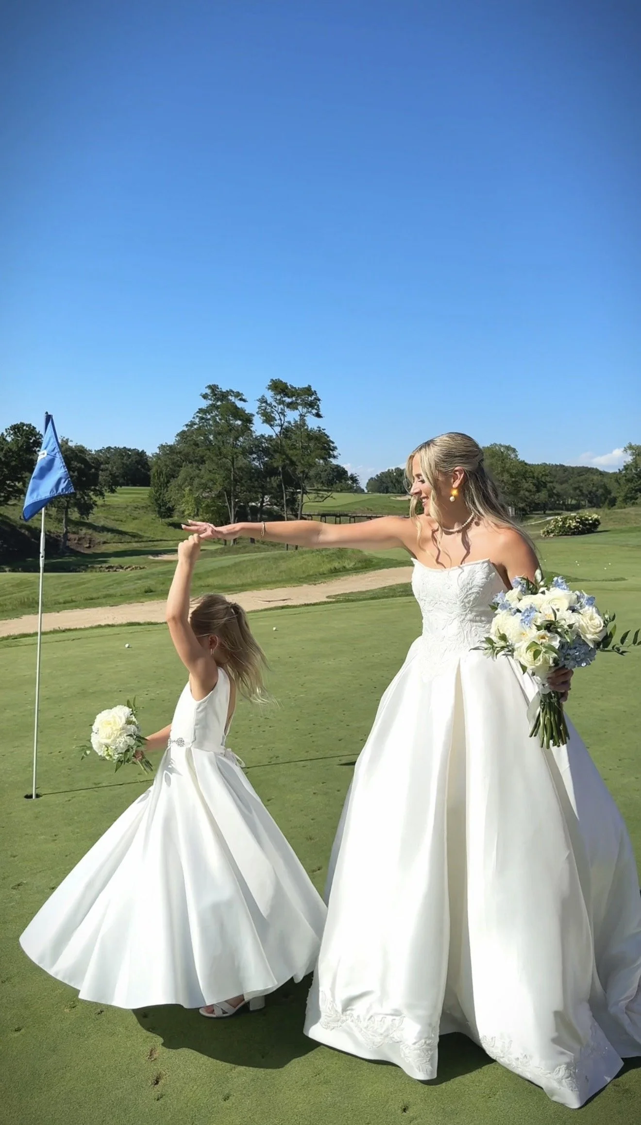 Mary + Patch’s Editorial Davenport Country Club Wedding