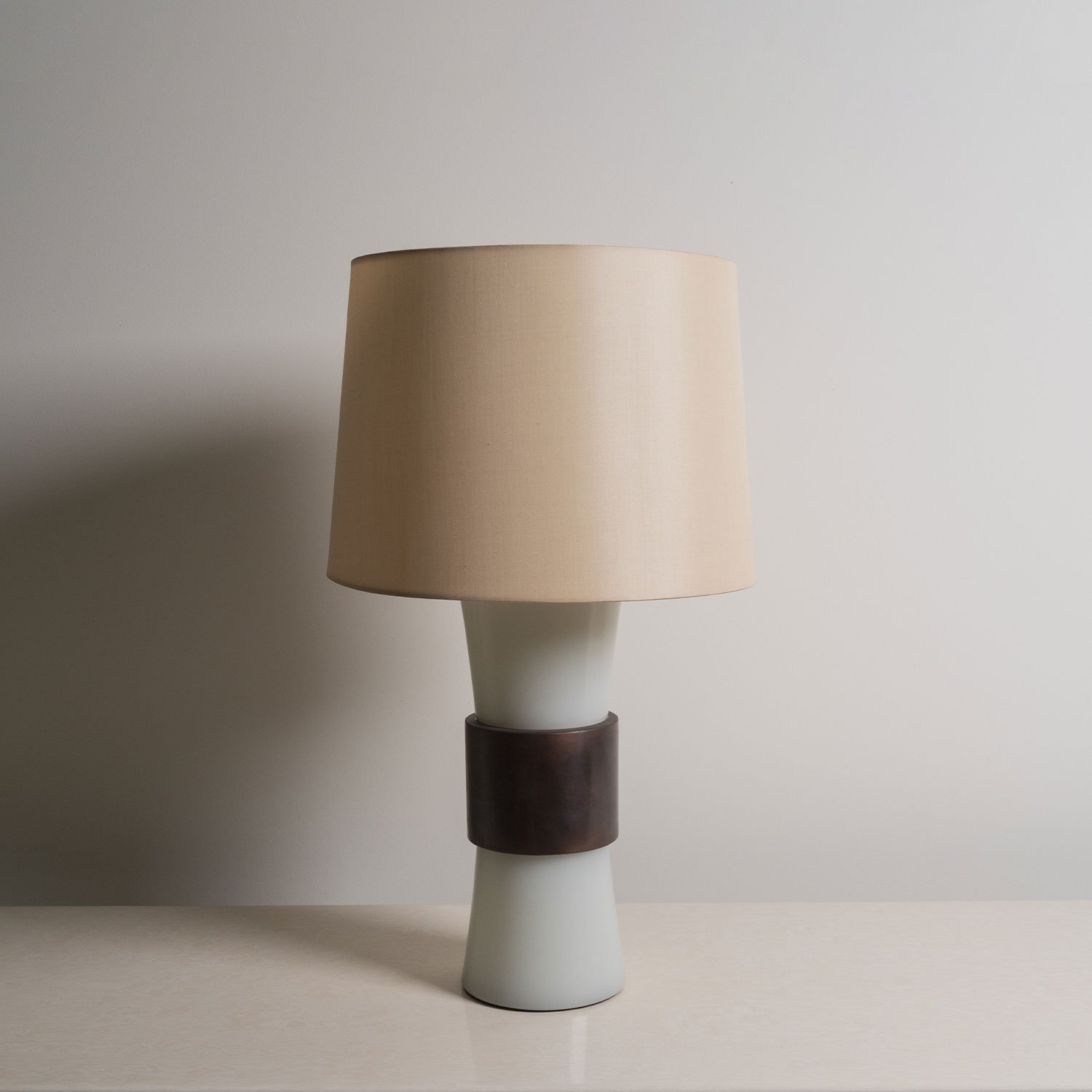Gu Lamp with Copper | Bai Jade Peking Glass