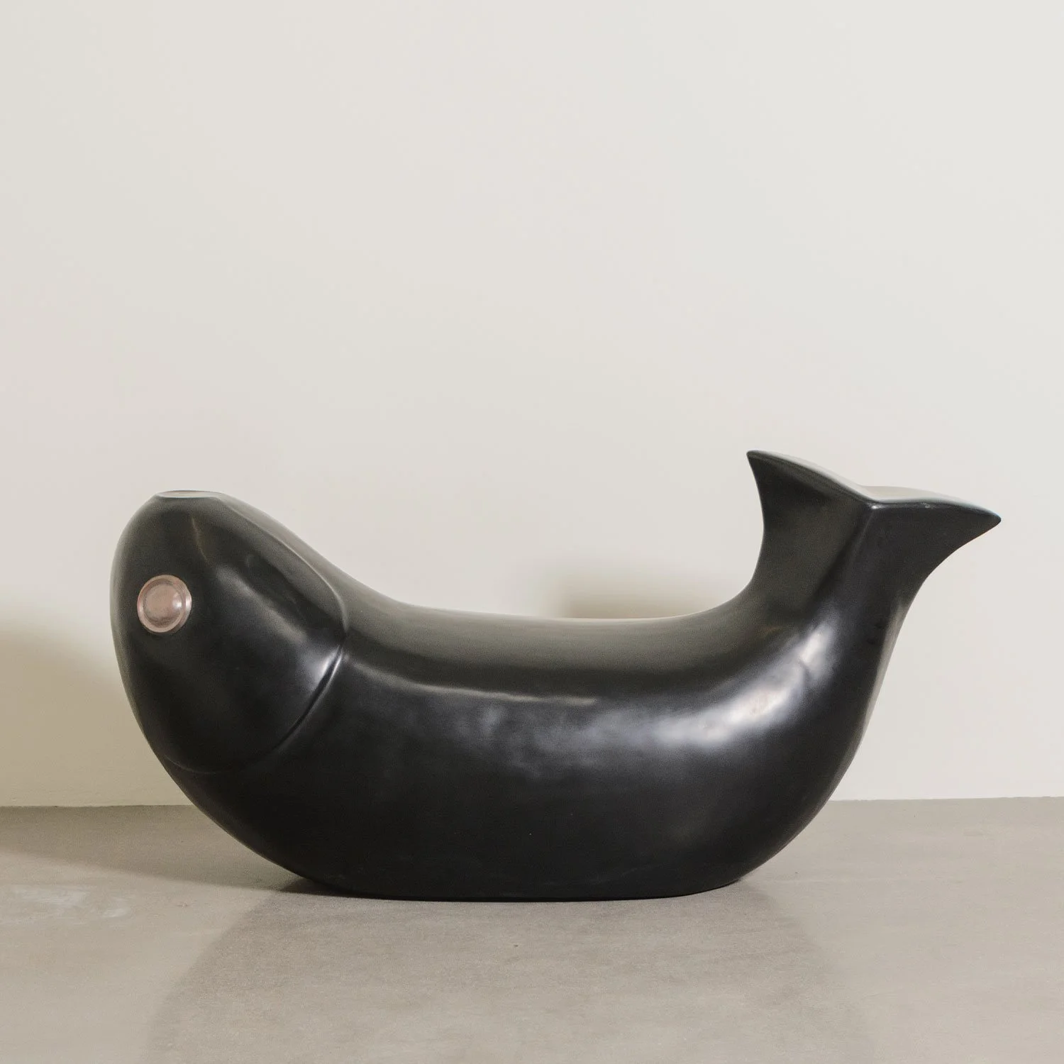 Fish Seat with Copper Eye | Black Lacquer