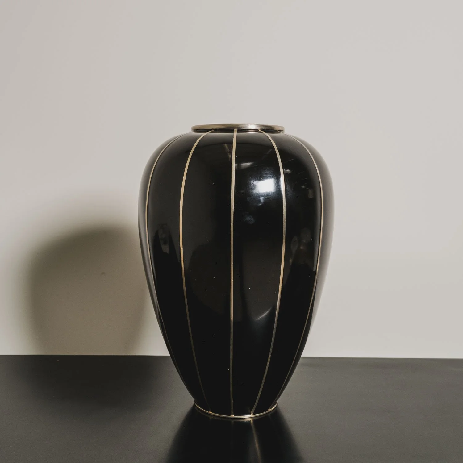 Baluster Vase with White Bronze Stripes | Black Lacquer
