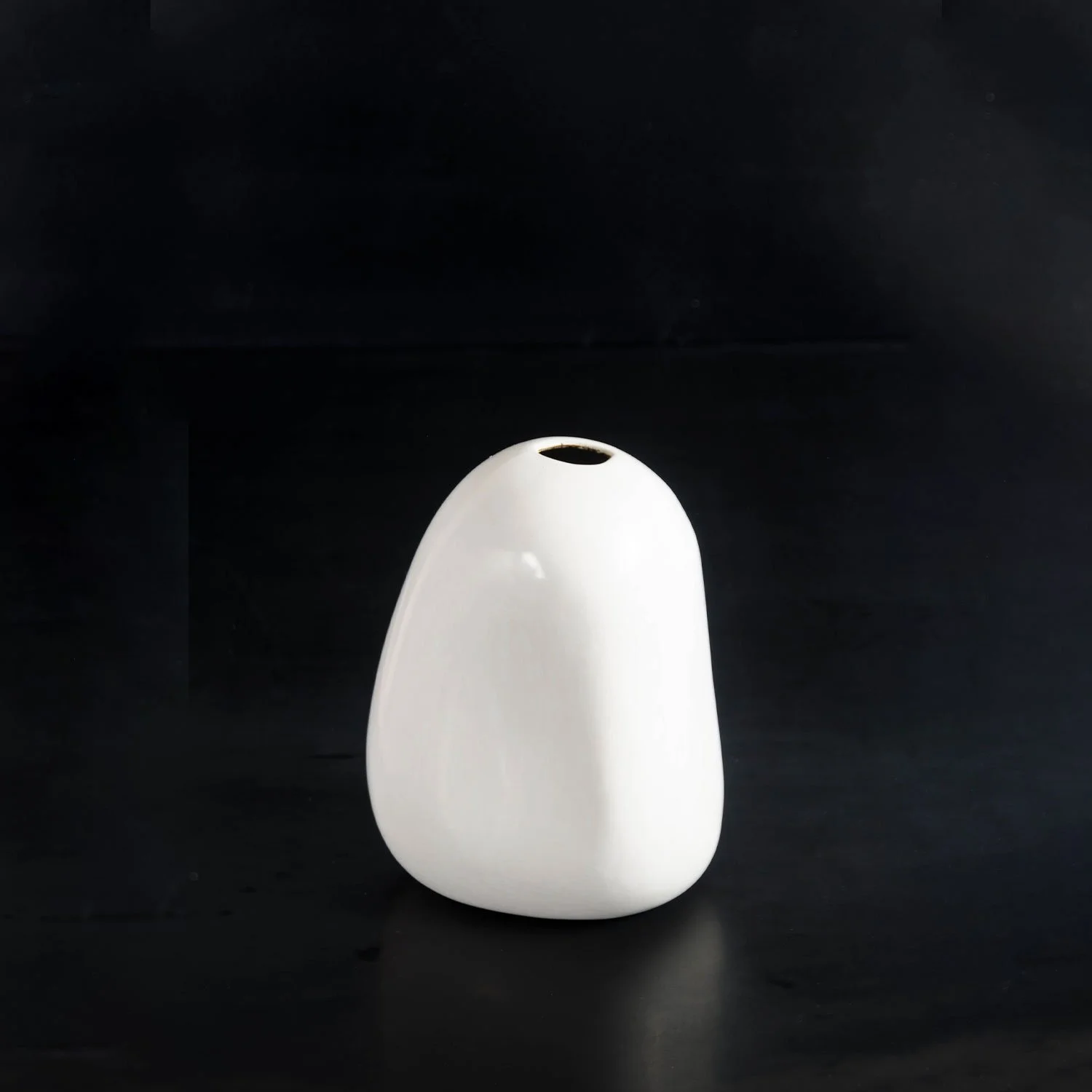 Tall Rock Bud Vase | Cream Lacquer