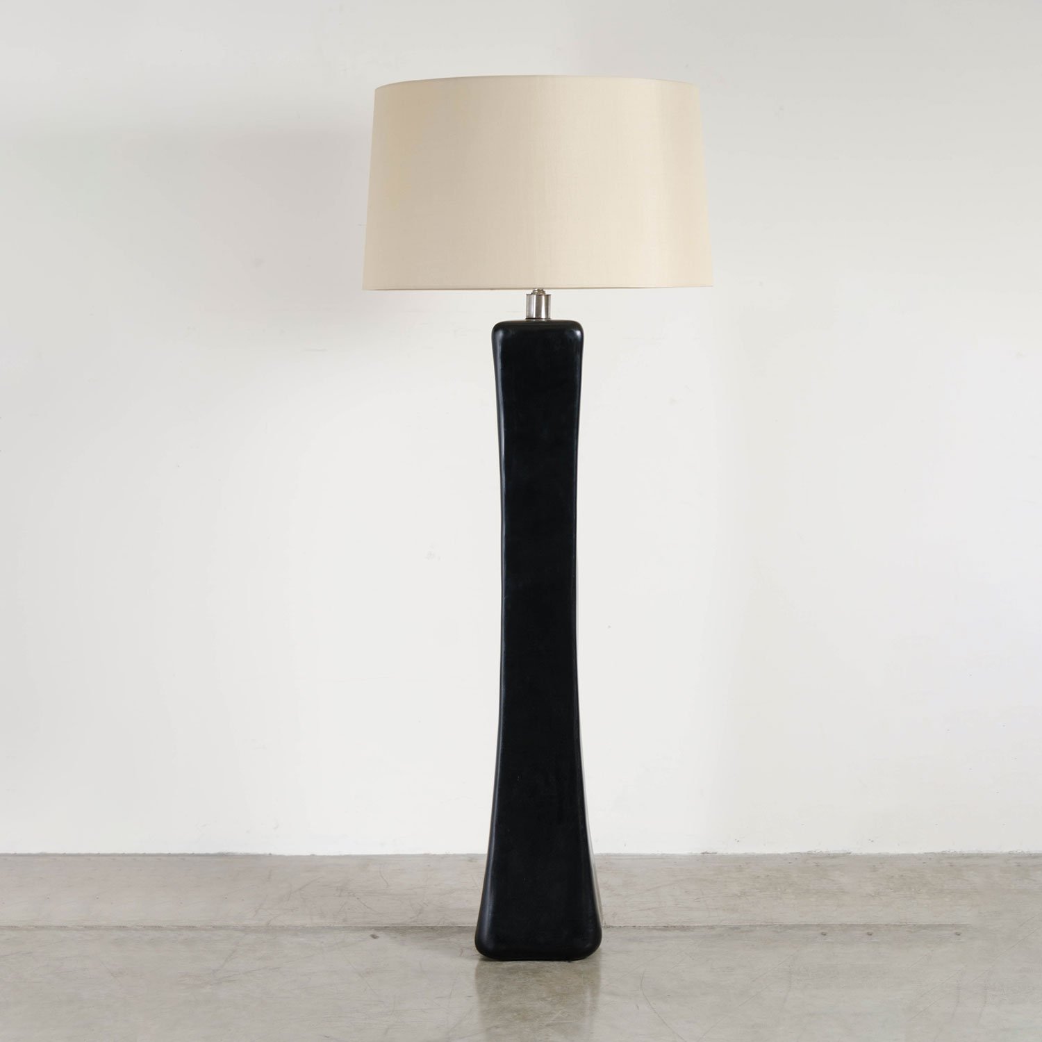 Pillow Floor Lamp | Black Lacquer