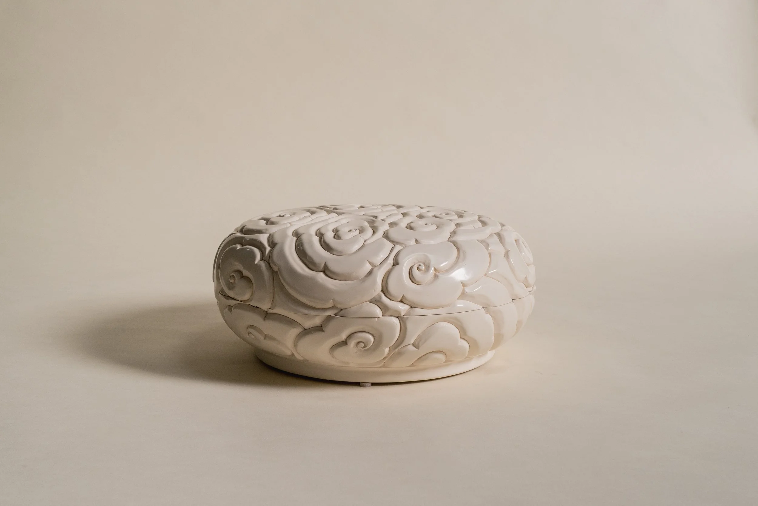 Round Carved Cloud Box | Cream Lacquer