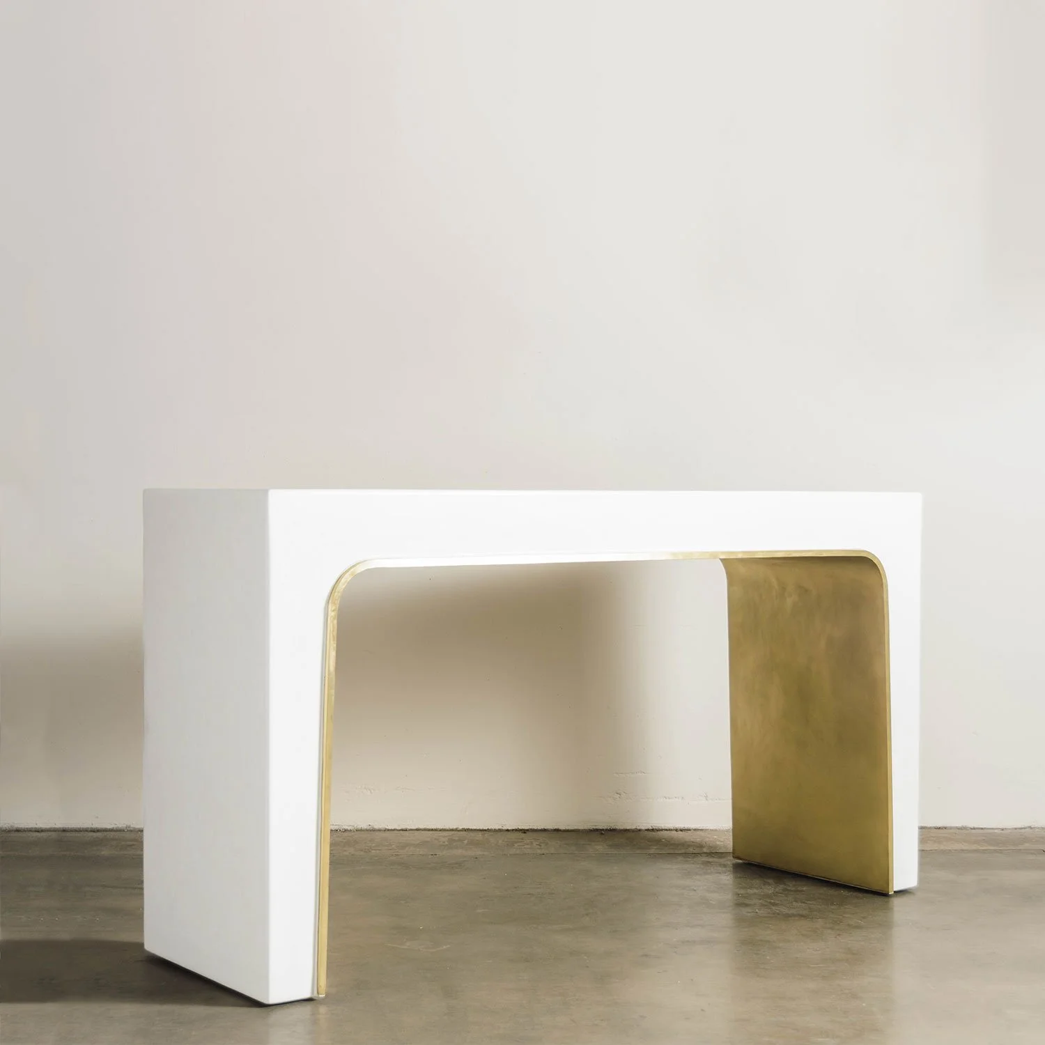 Arch Console | Cream Lacquer and Brass