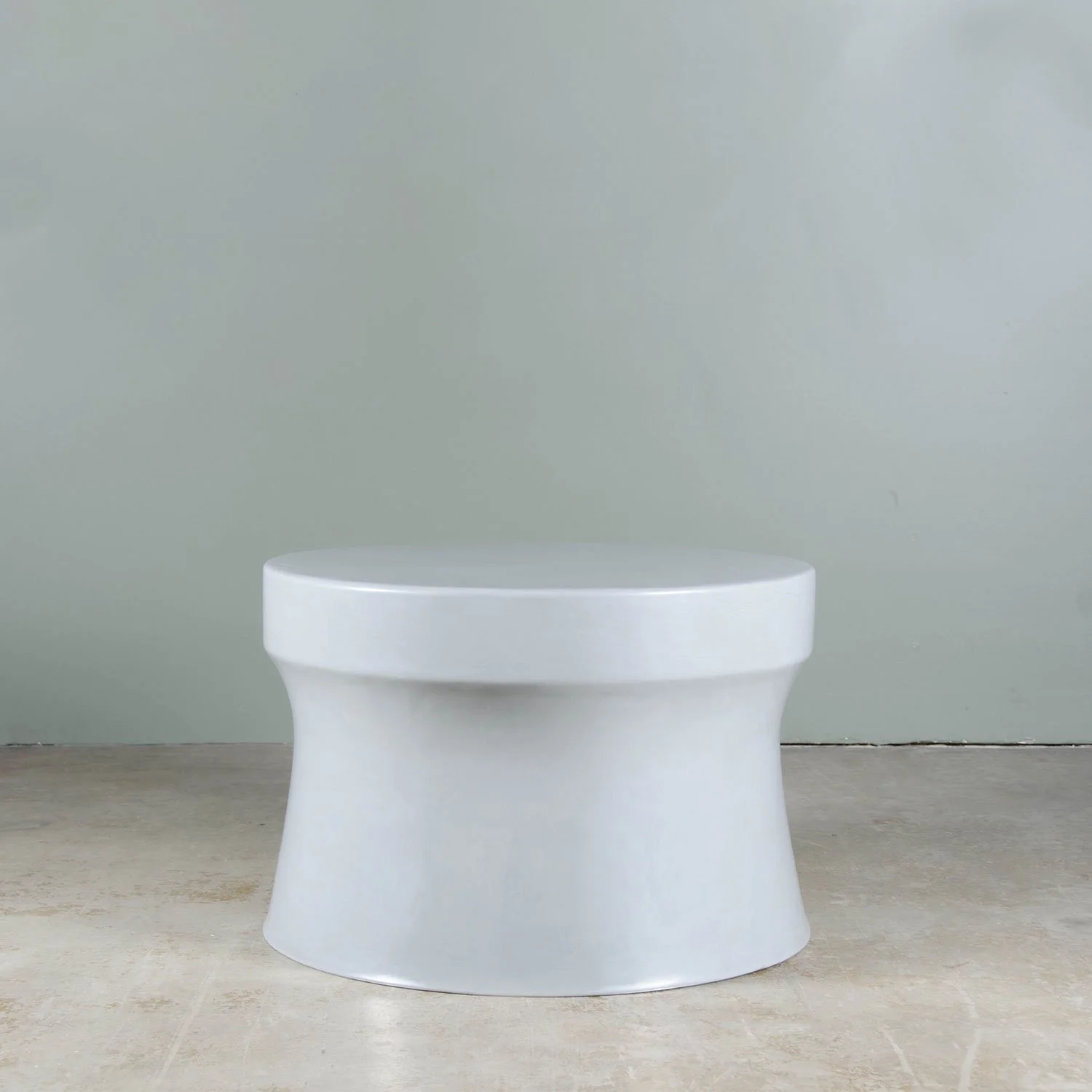 Dong Shan Table | Grey Lacquer
