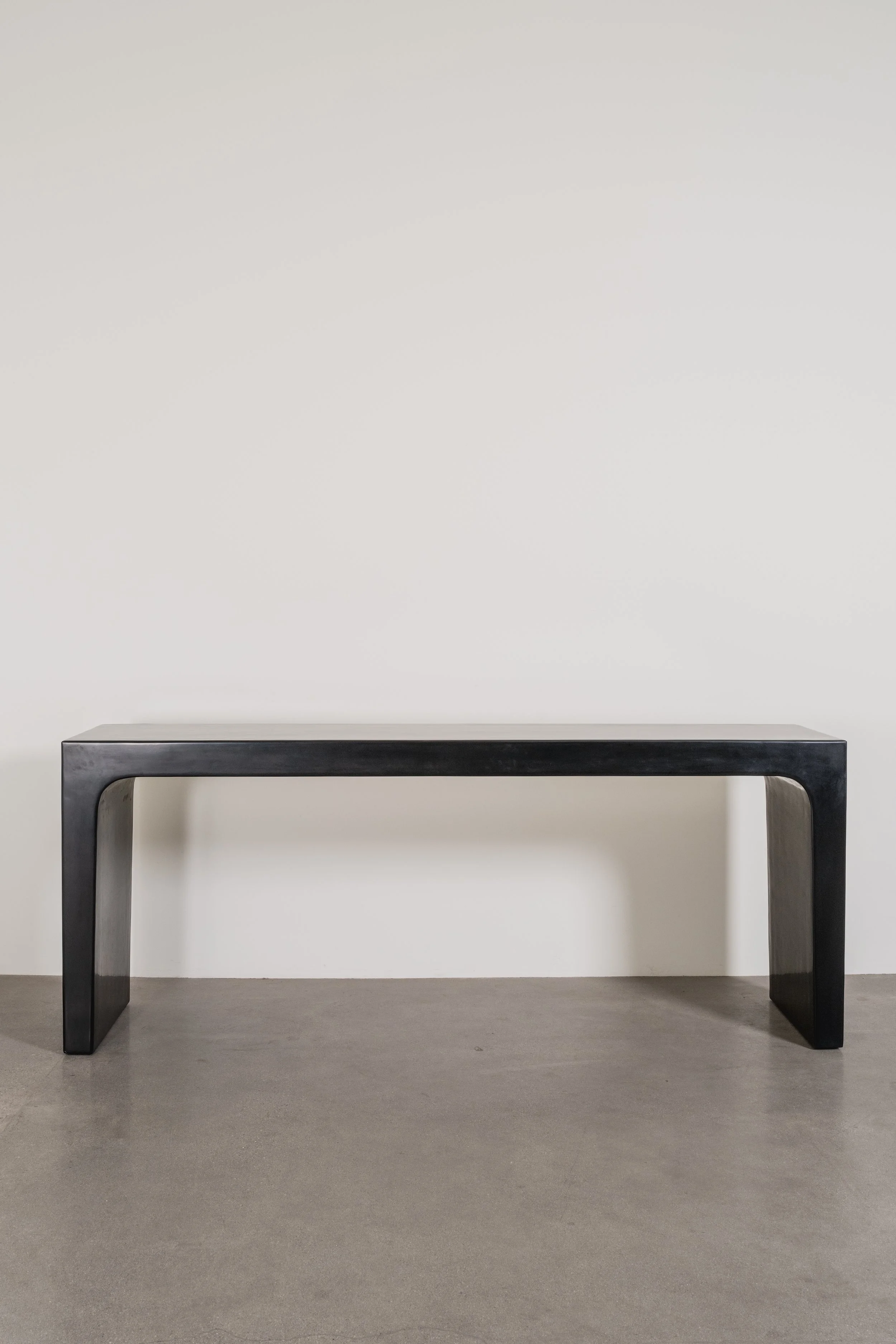 Arched Console with Tapered Legs | Black Lacquer