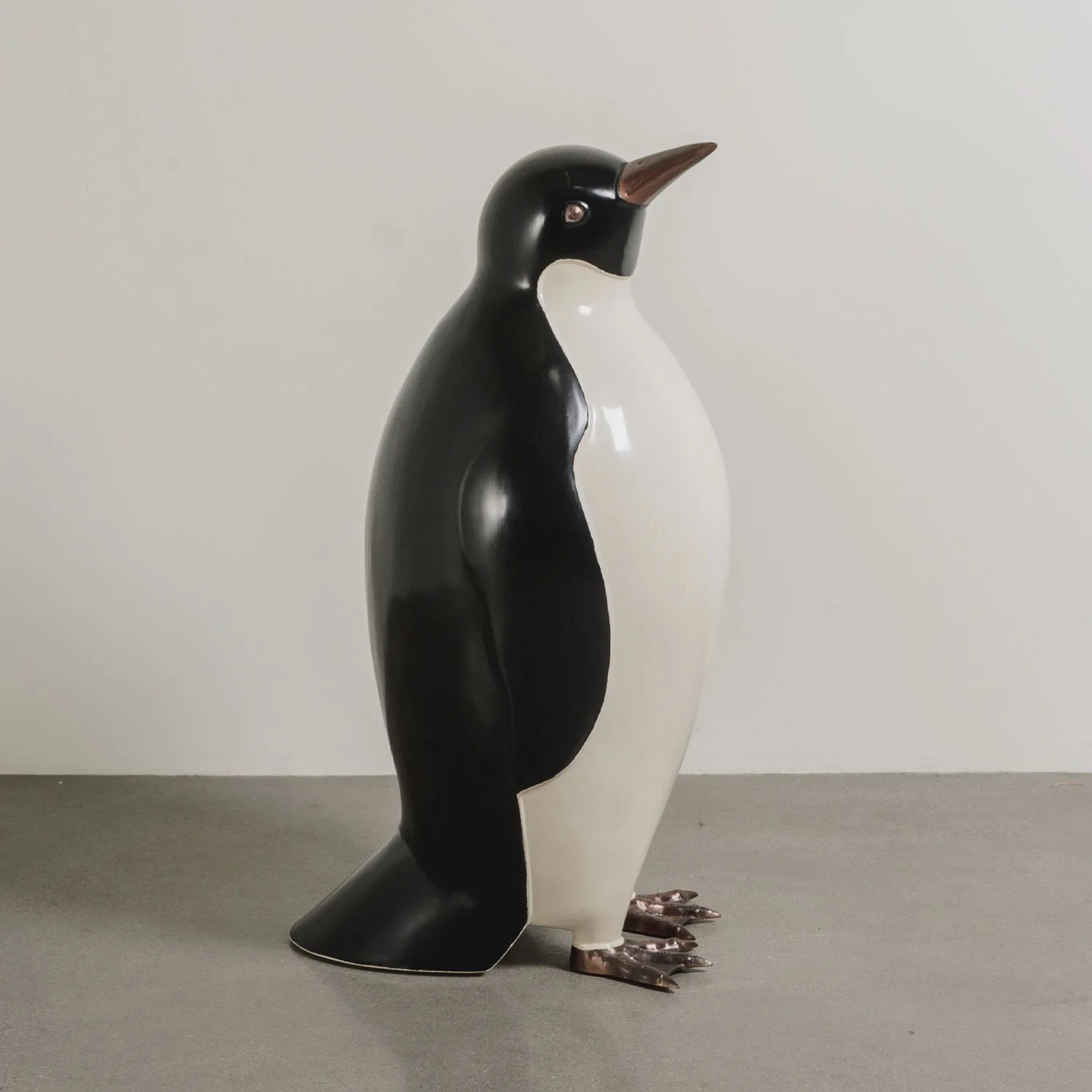 Penguin | Beak Up, Black and Cream Lacquer