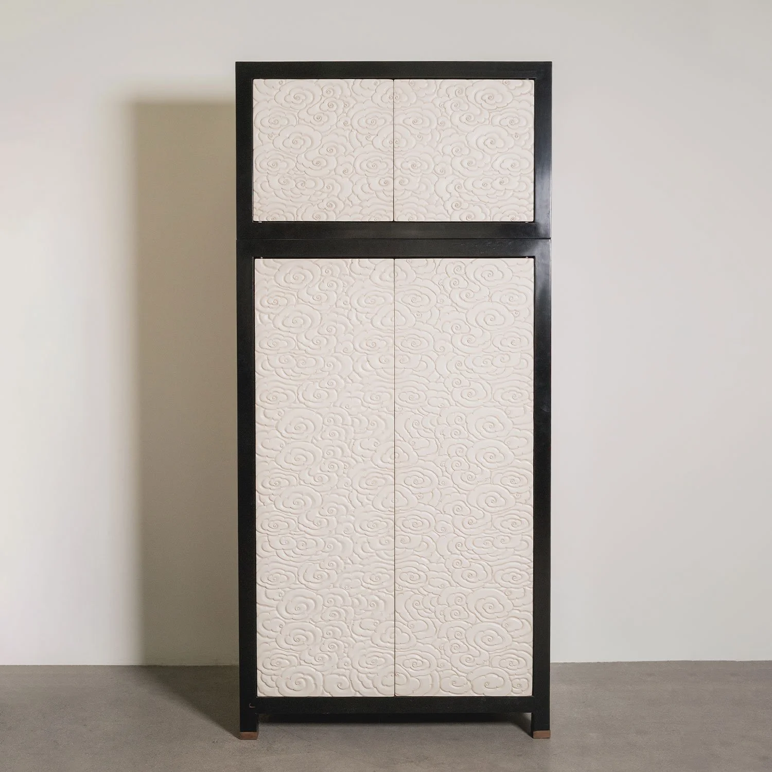 Cloud Design Chest on Chest | Cream Lacquer