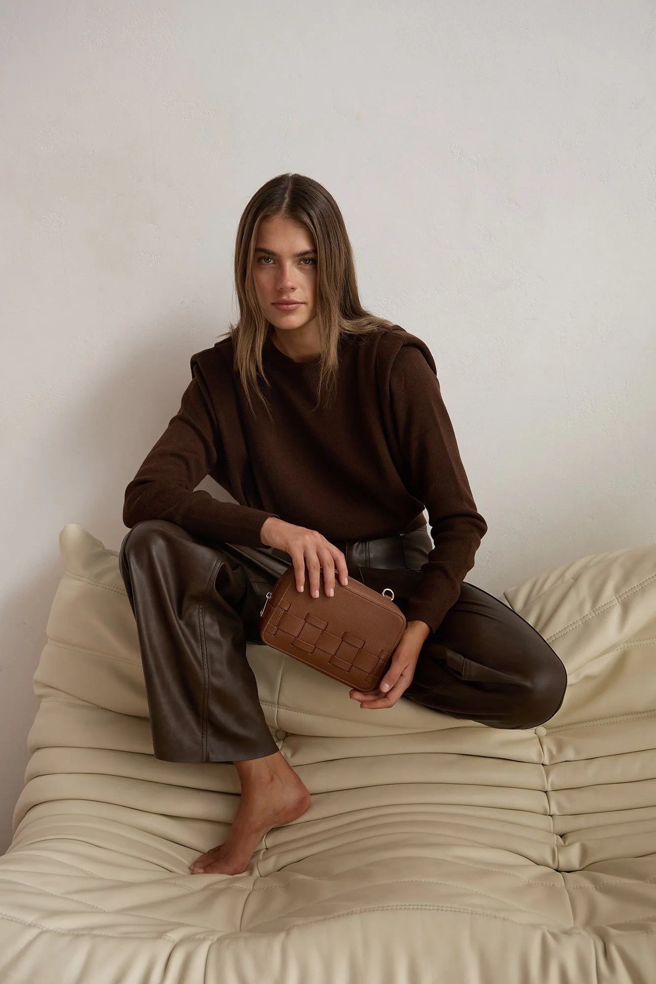 Elms+King London Crossbody in tan saffiano — accessible-price-point Australian accessories label stocked by Queensland boutiques through Louise Wilkinson Agencies wholesale fashion agency.

Elms+King London Crossbody | Wholesale Fashion Agency QLD