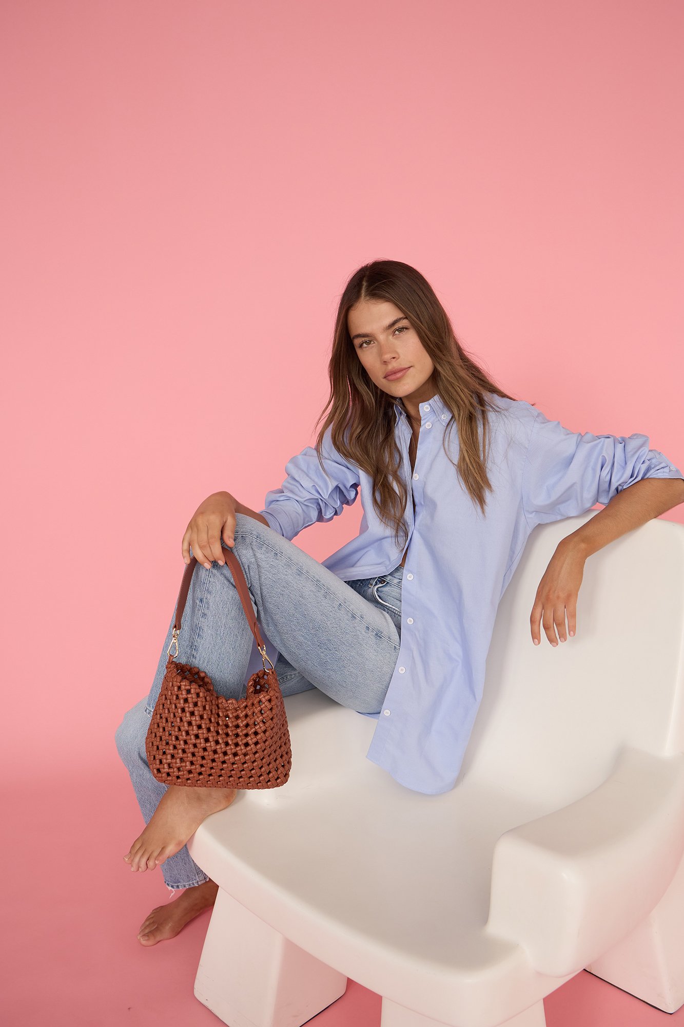 Elms+King Box Weave Bucket bag in navy — considered design Australian handbag brand, a strong wholesale performer for Queensland boutique stockists via Louise Wilkinson Agencies.

Elms+King Box Weave Bucket | Wholesale Stockist Agent QLD
