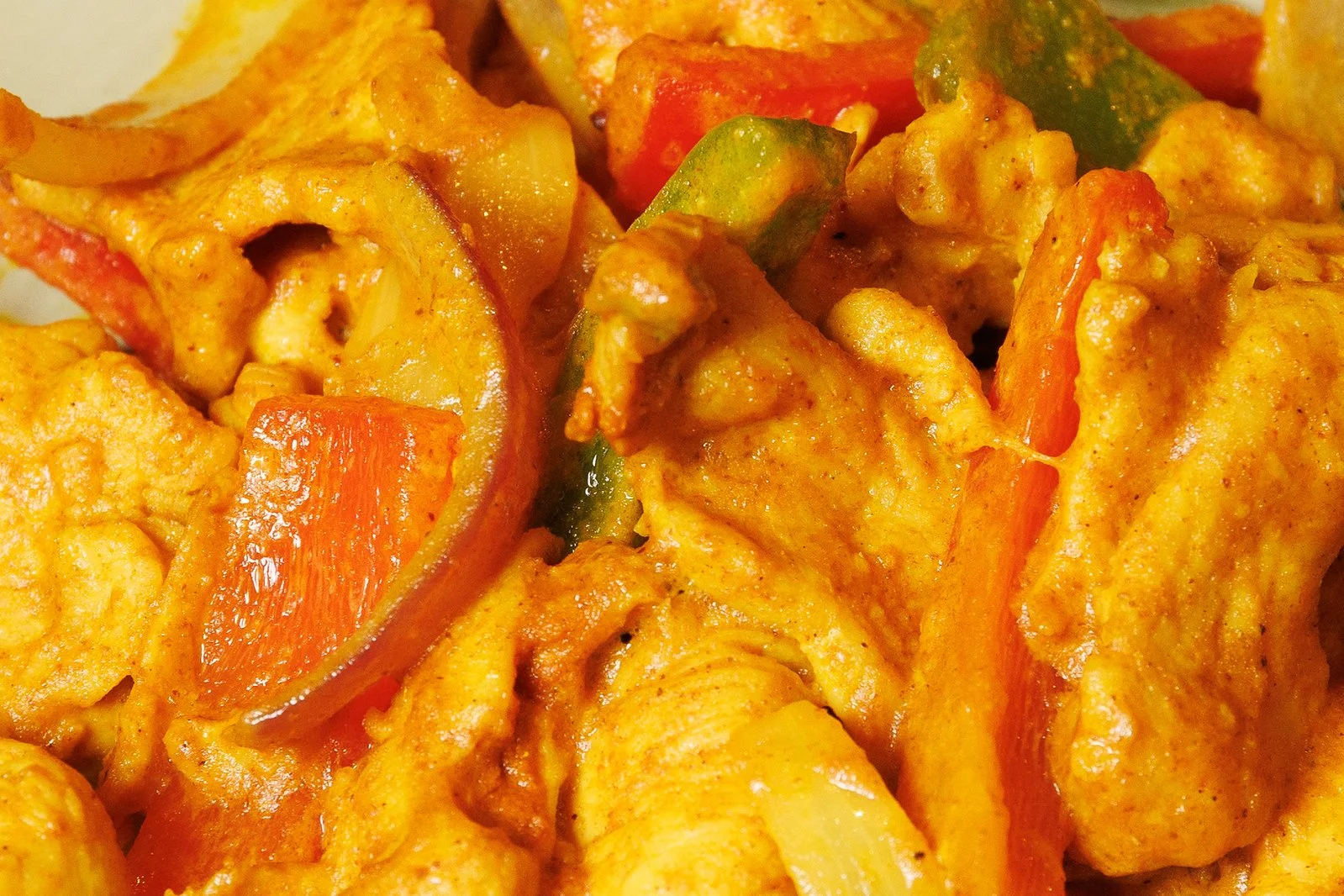 CURRY CHICKEN