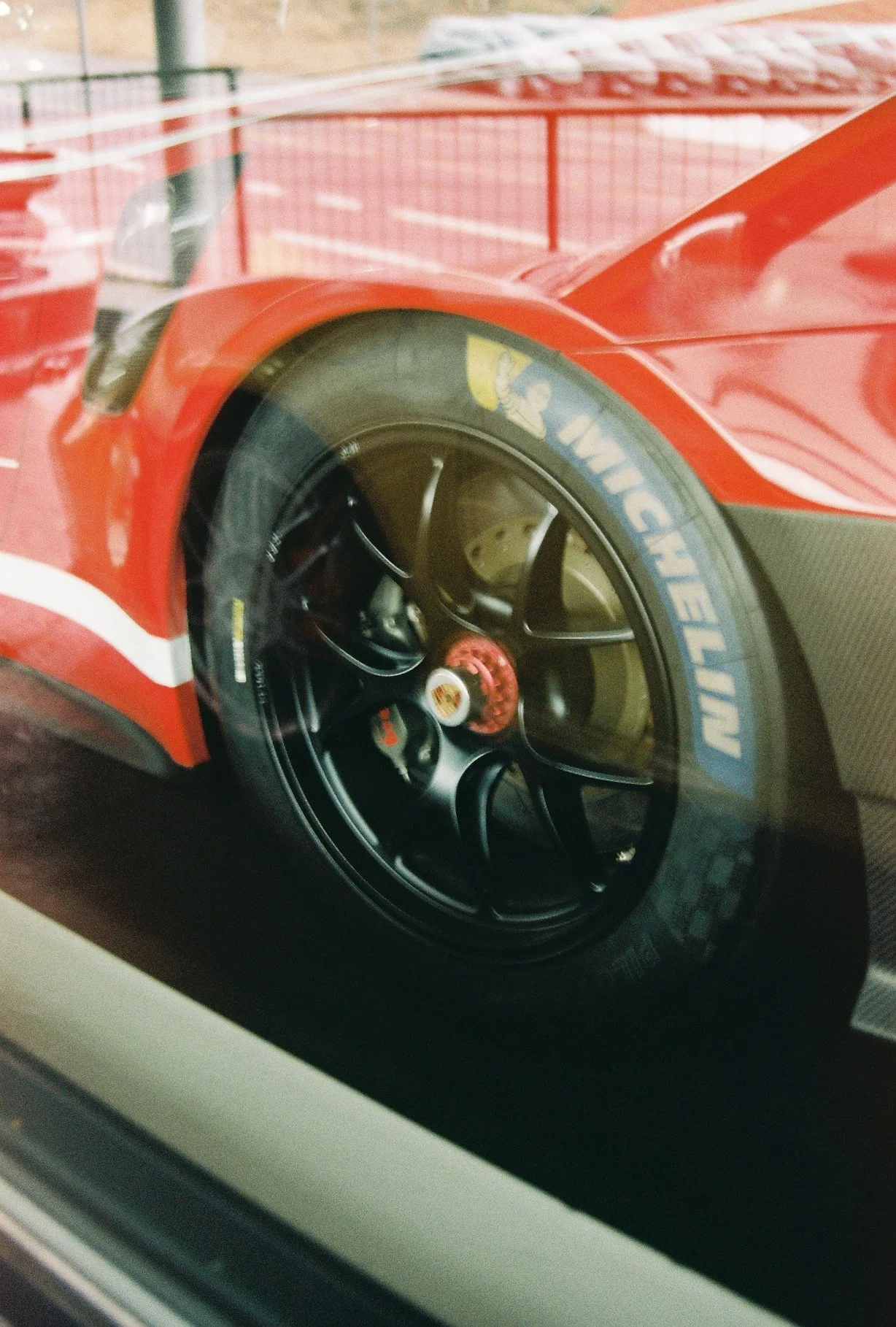 R1-01933-013A.JPG