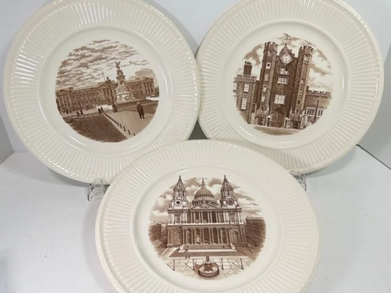 1941 Wedgwood Old London Views Dinner Plates, Set of 3 Brown Transferware