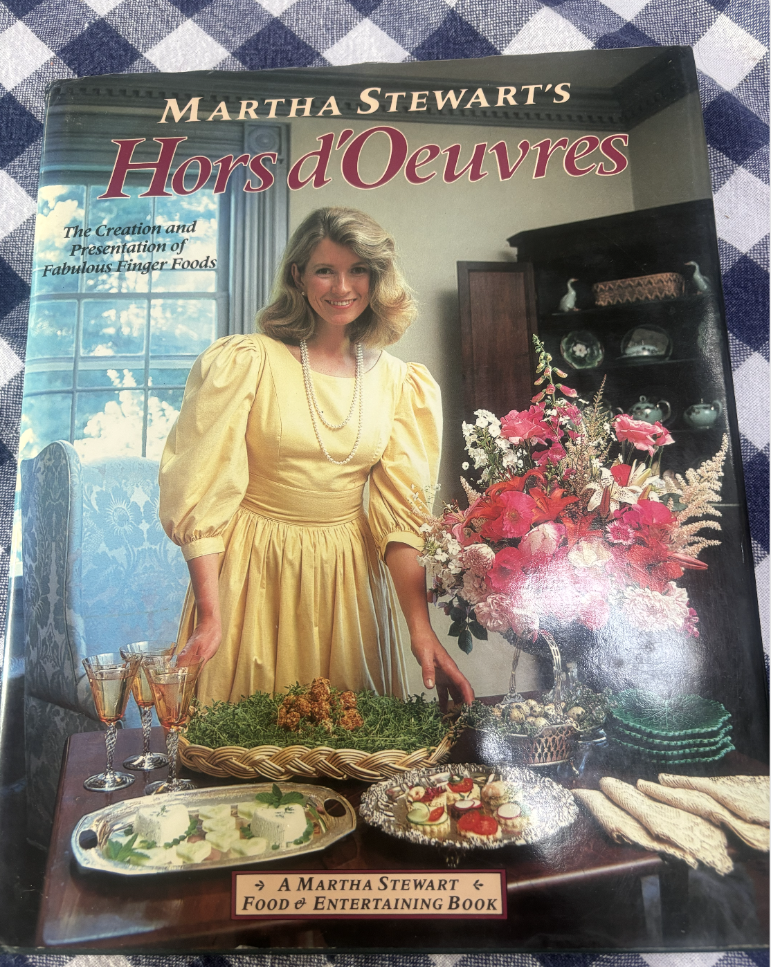 1984 First Edition Martha Stewart's Hors d'Oeuvres Cookbook