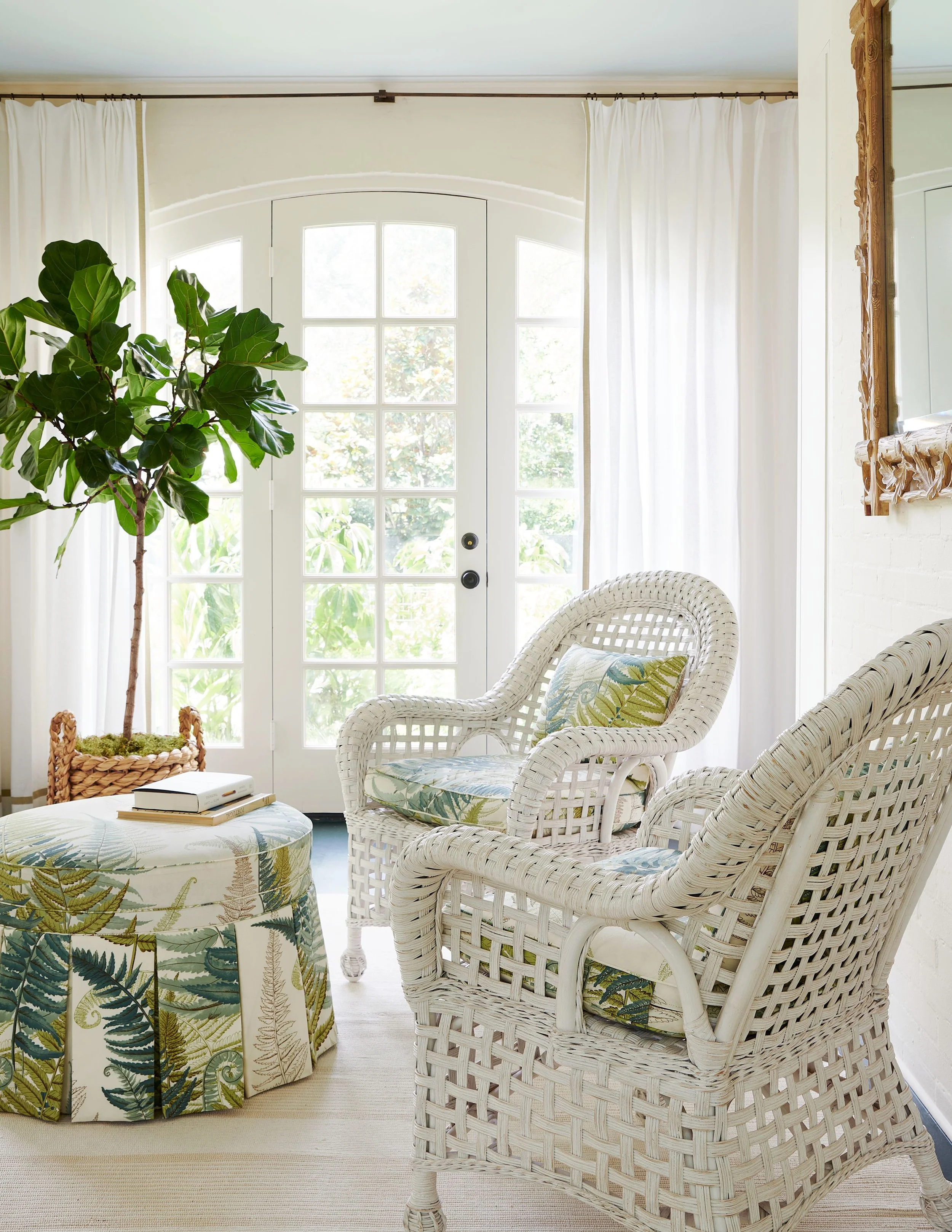 18-Greenway-Parks-Sun-Room.jpg