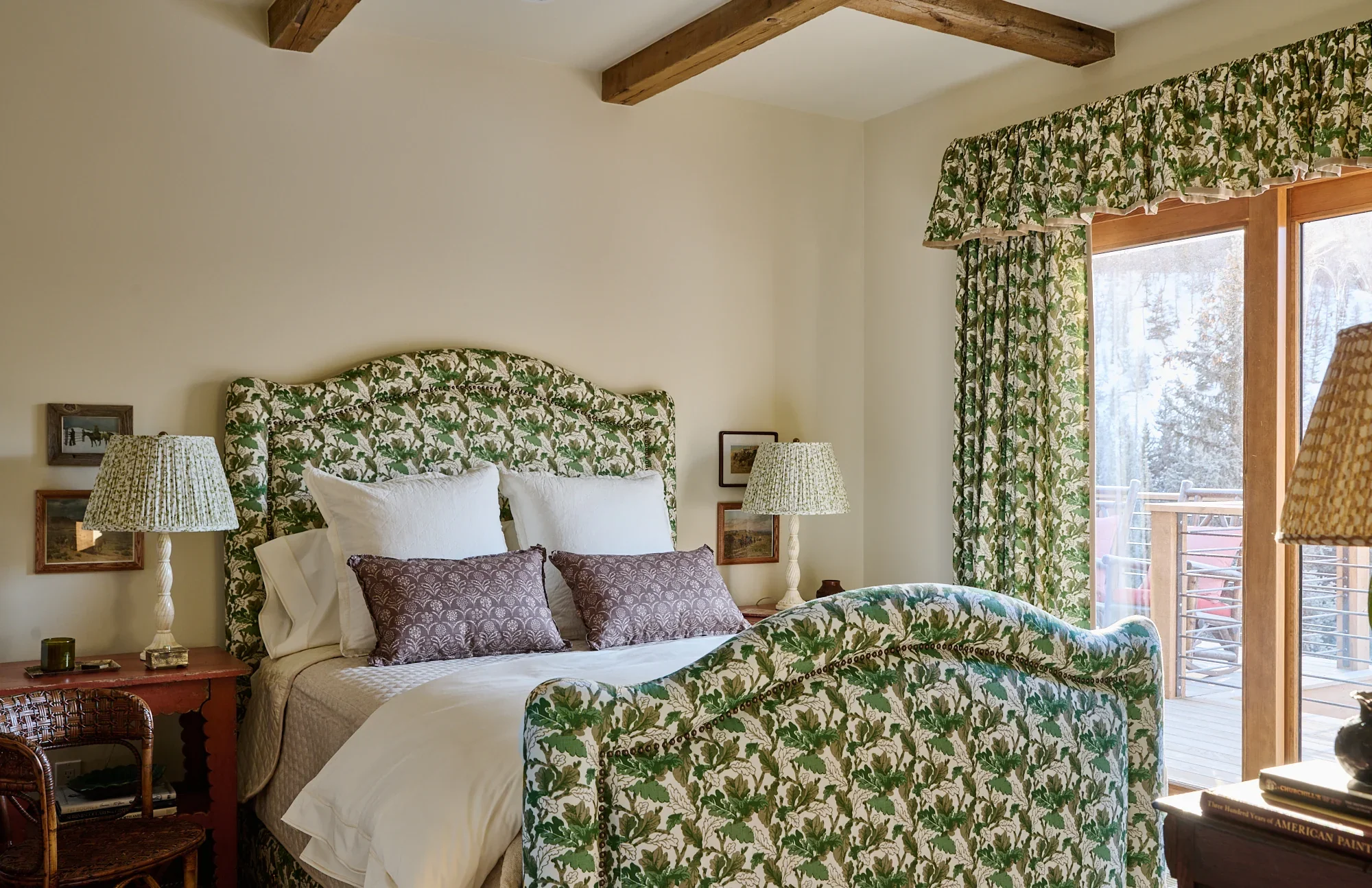 colorado_cabin_guest_bdrm_1_227_36de4830-0b9d-47d4-98f5-28a9274a732d.webp