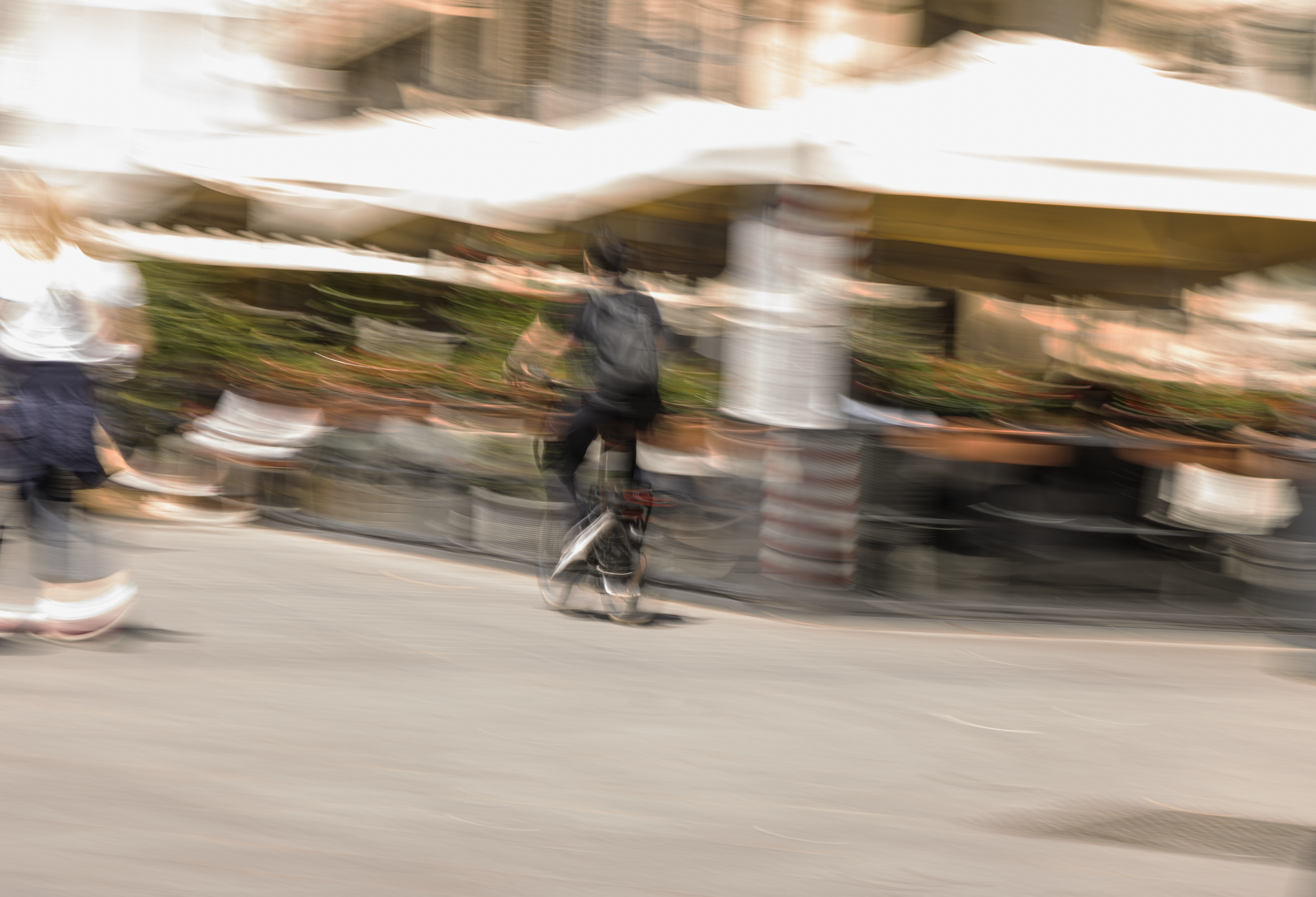 Cyclist in Firenze, Italy
