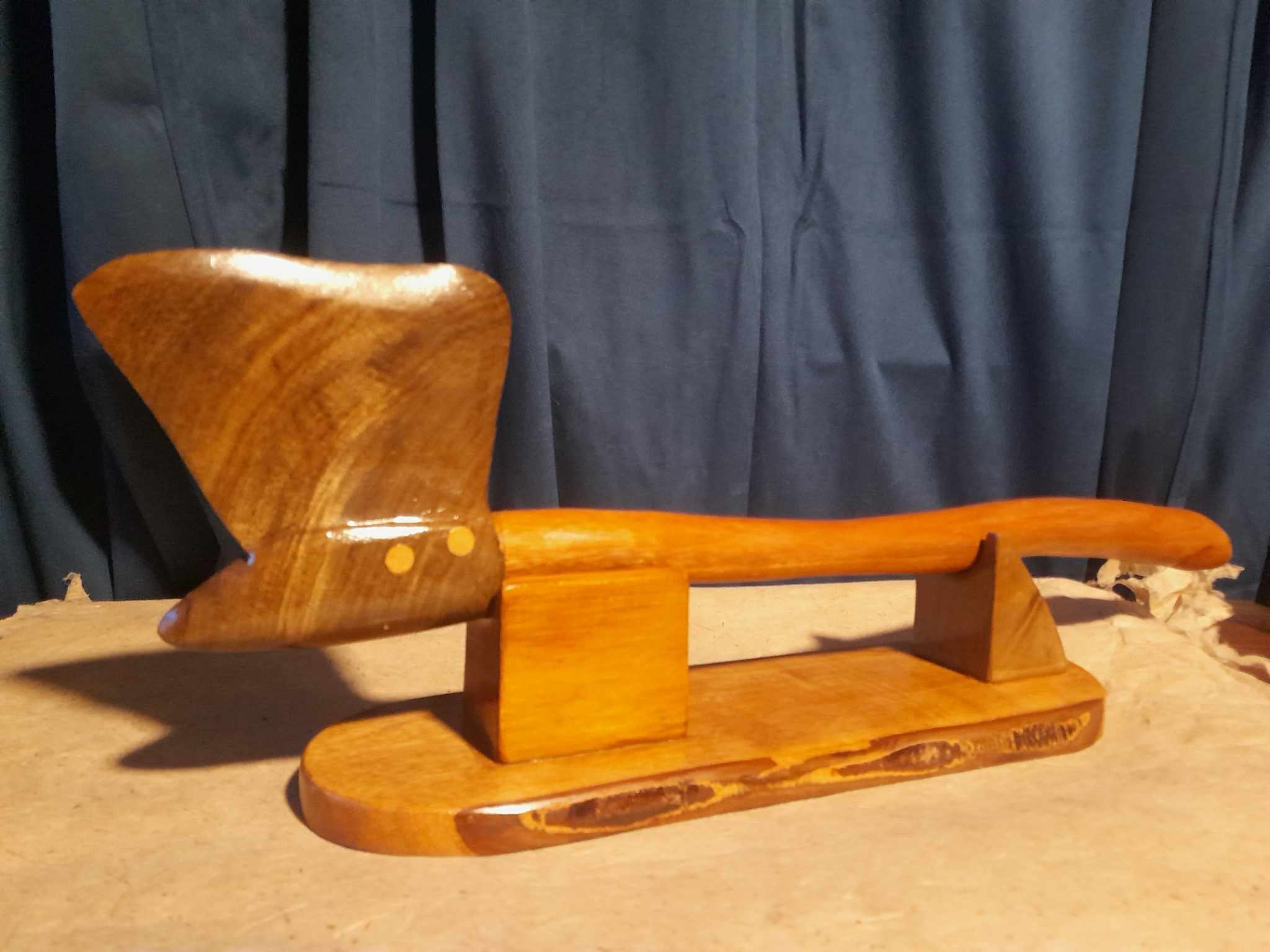 Pātiti (Short handled Māori axe)