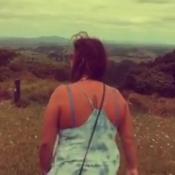 Pai sings at Te Ruapekapeka